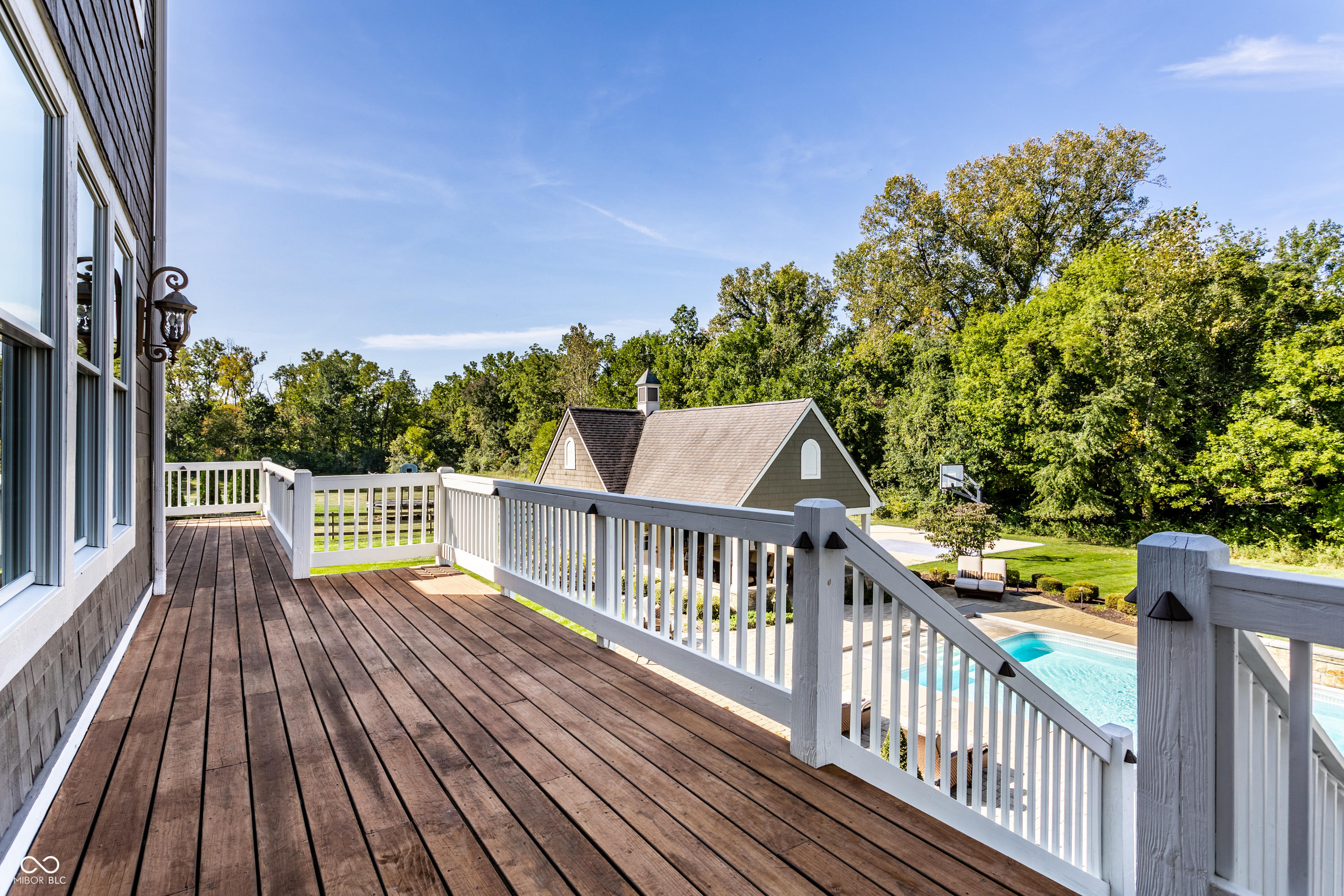9162 Pleasant View Lane