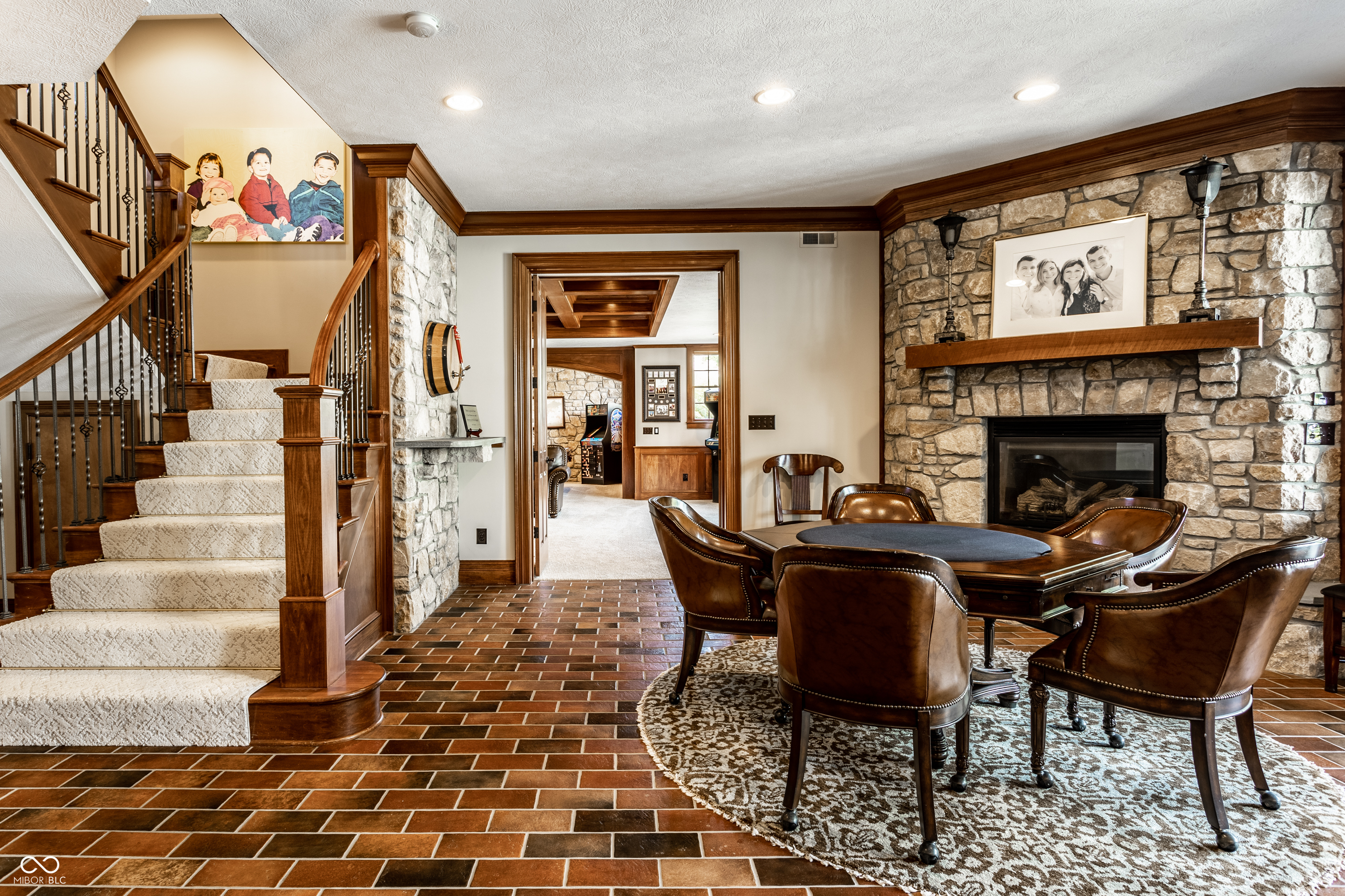 9162 Pleasant View Lane