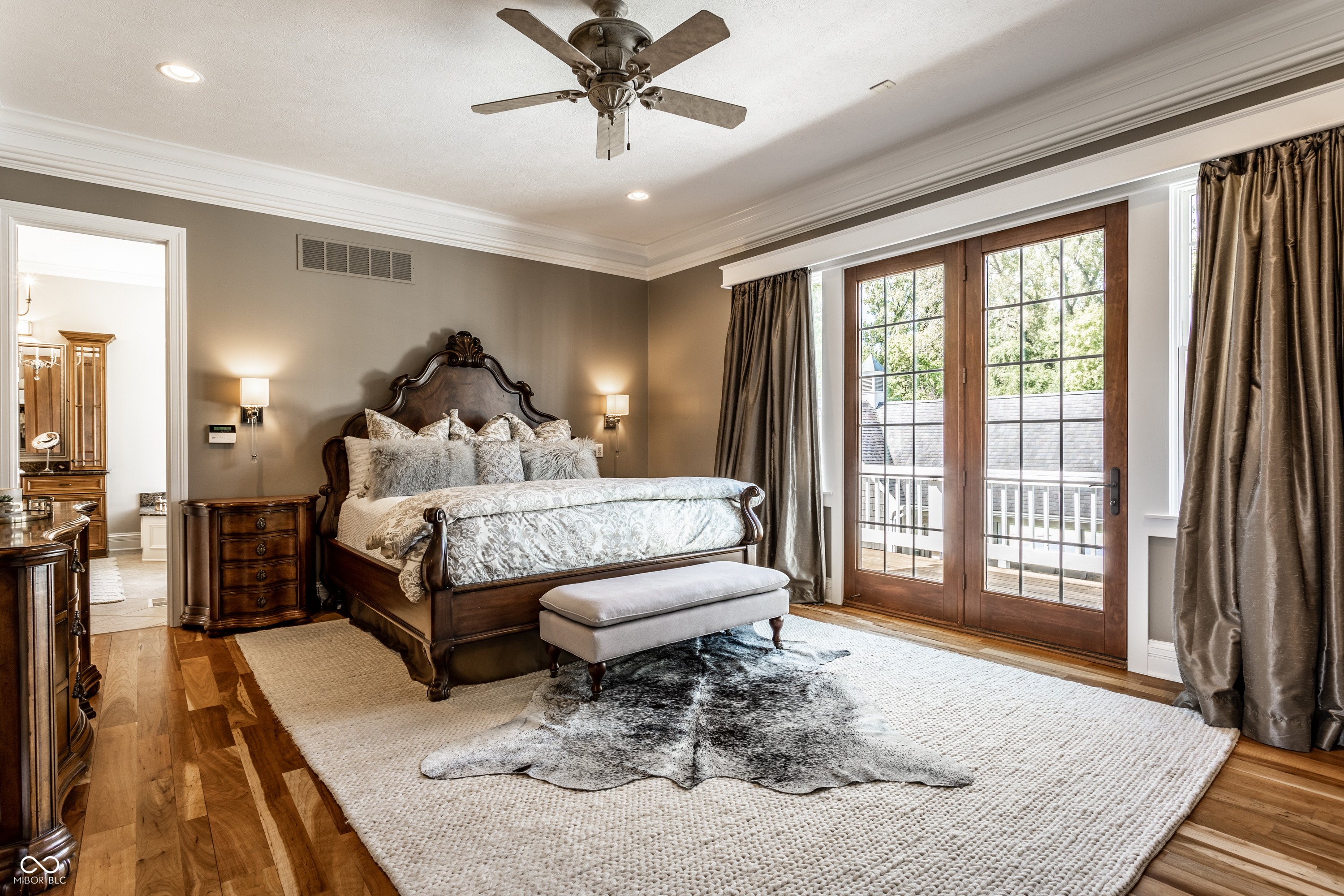 9162 Pleasant View Lane