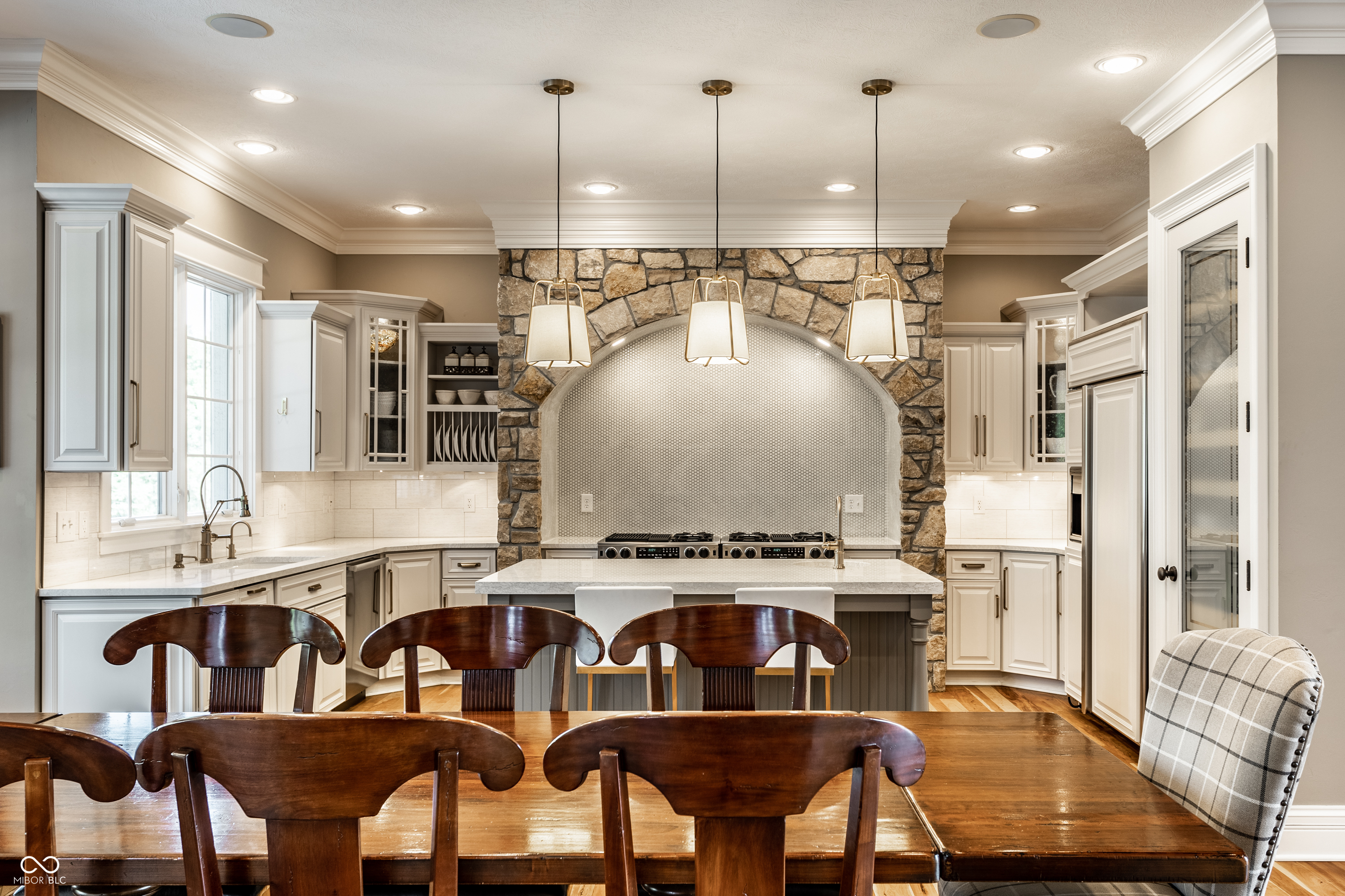 9162 Pleasant View Lane