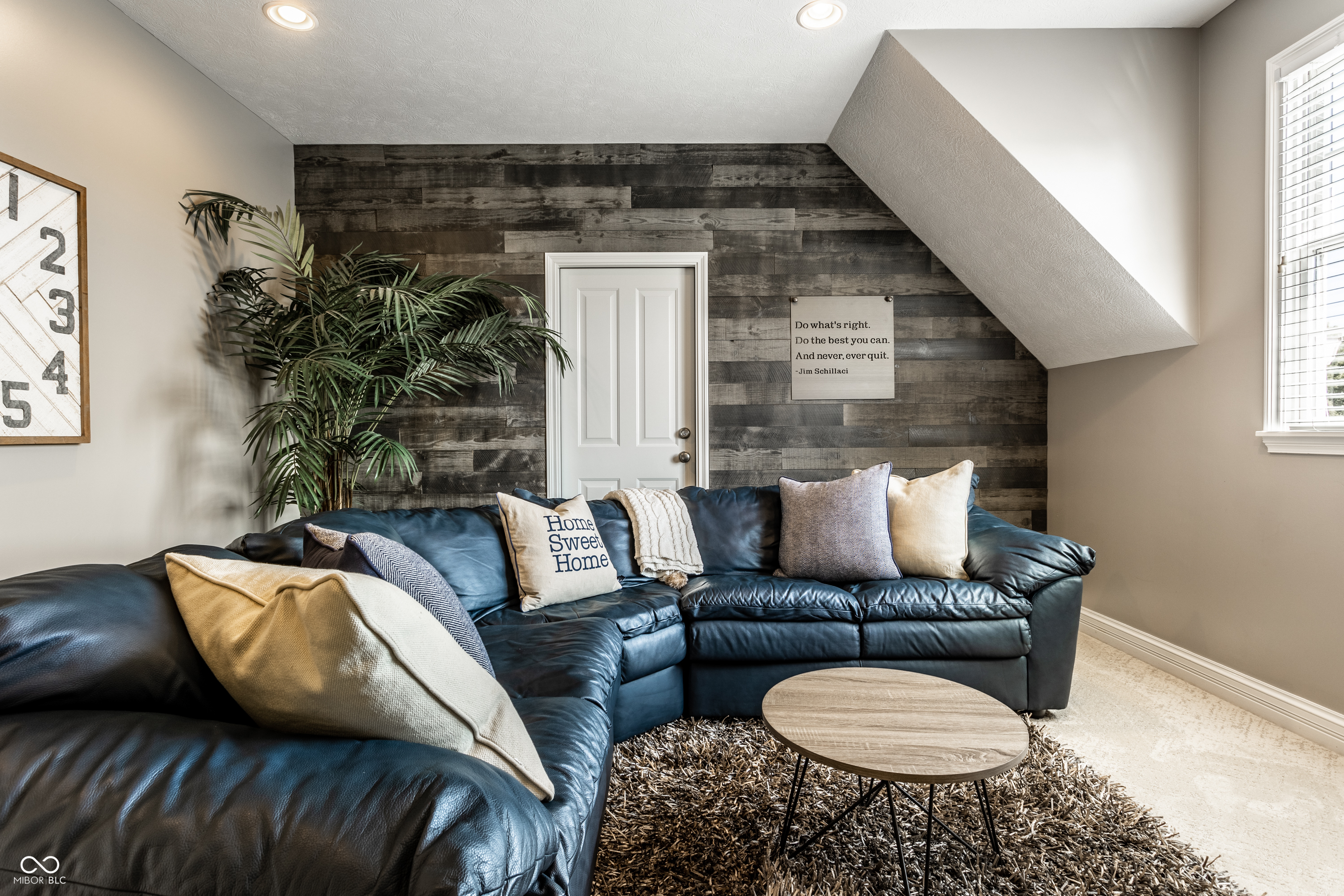 9162 Pleasant View Lane
