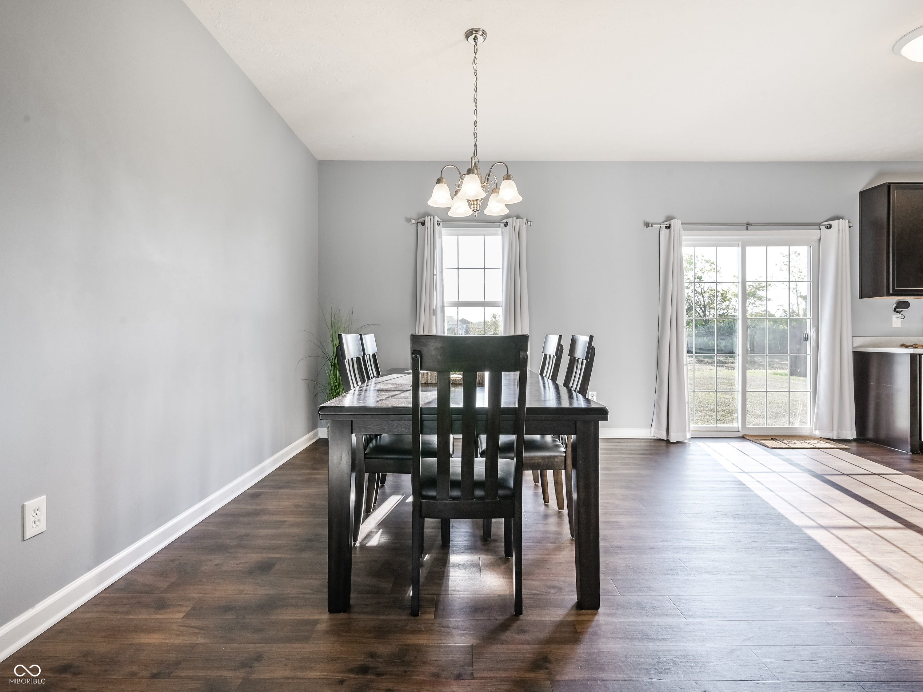 5171 Tanglewood Lane