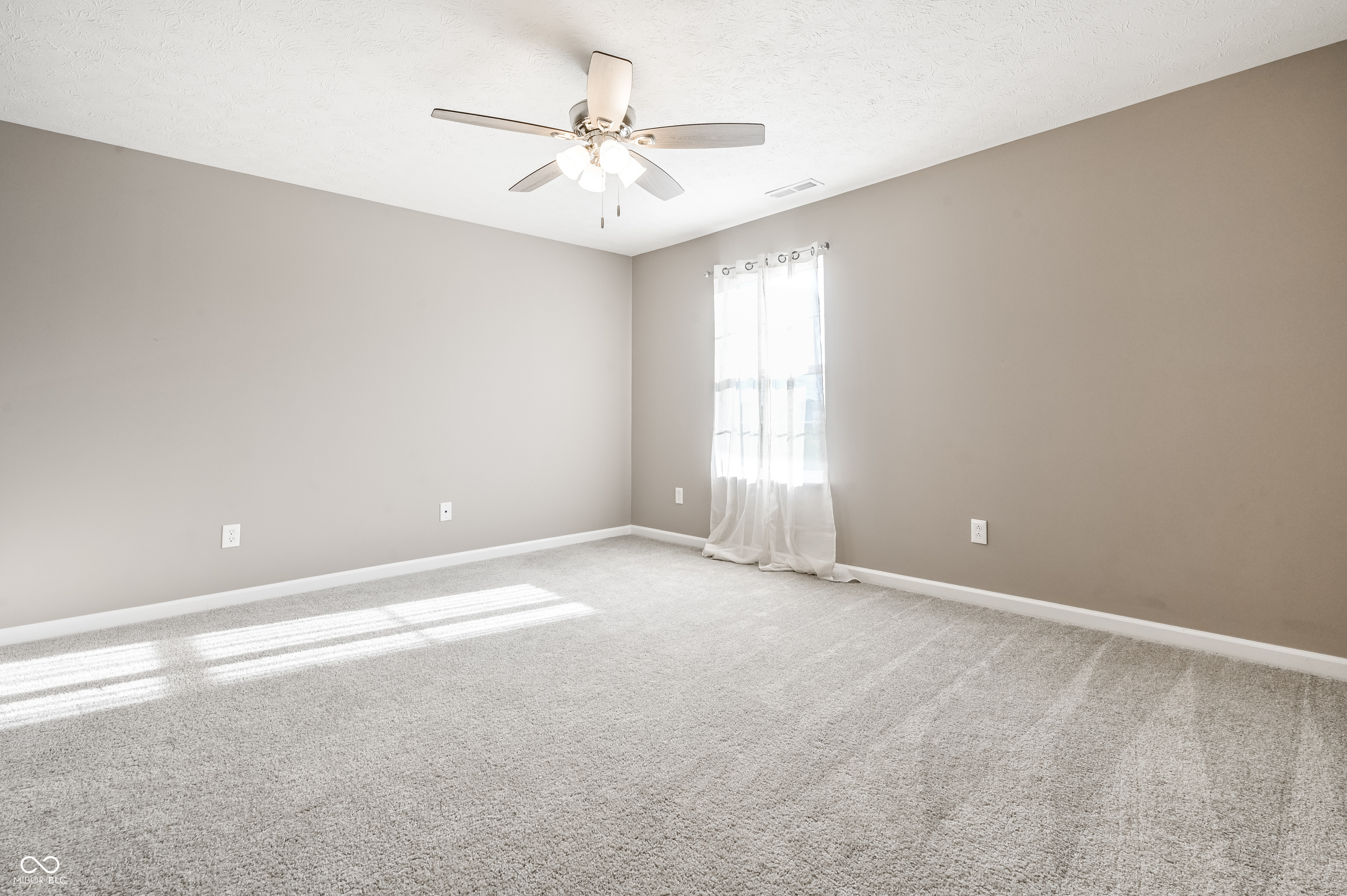 5171 Tanglewood Lane