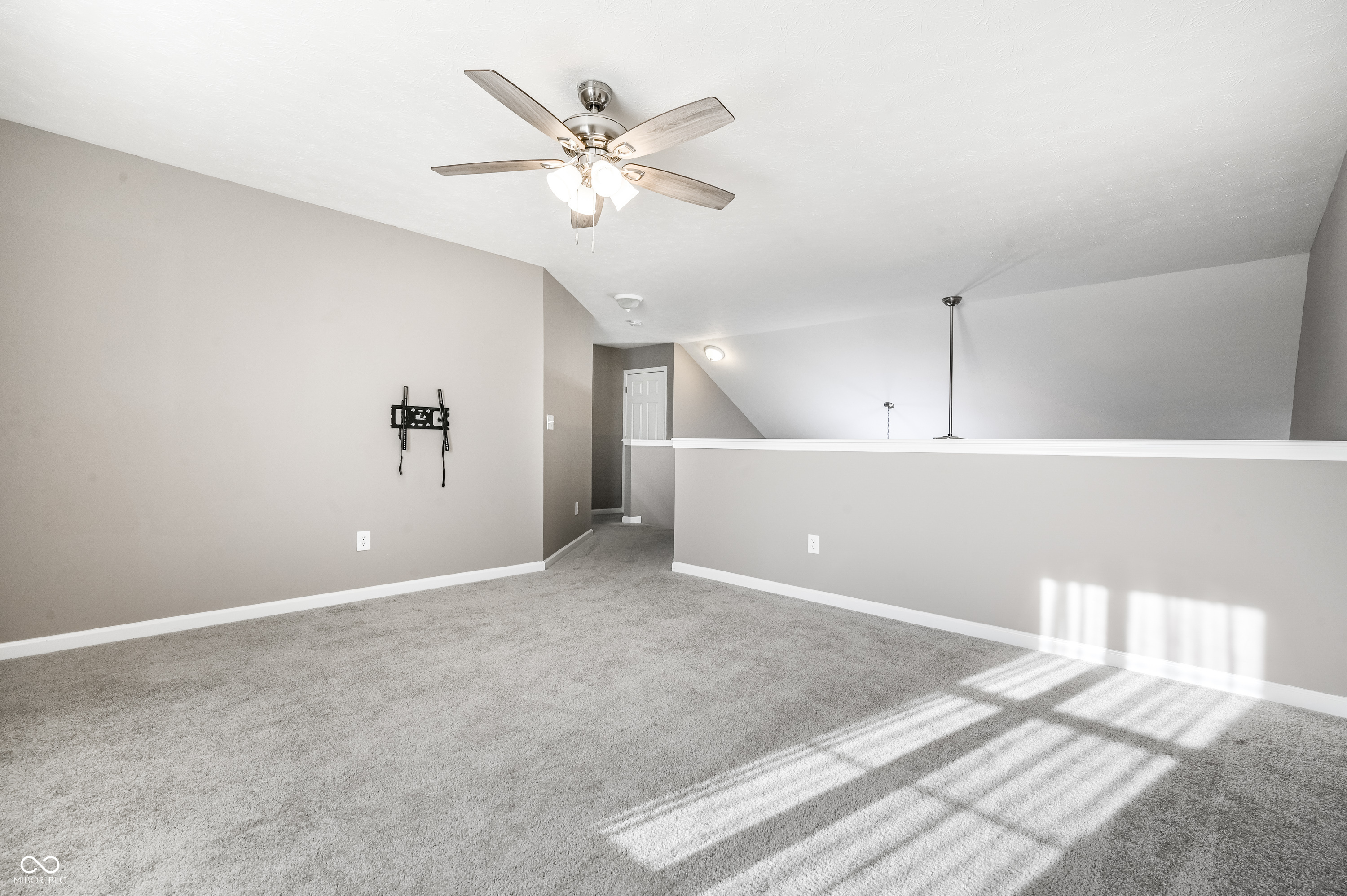 5171 Tanglewood Lane