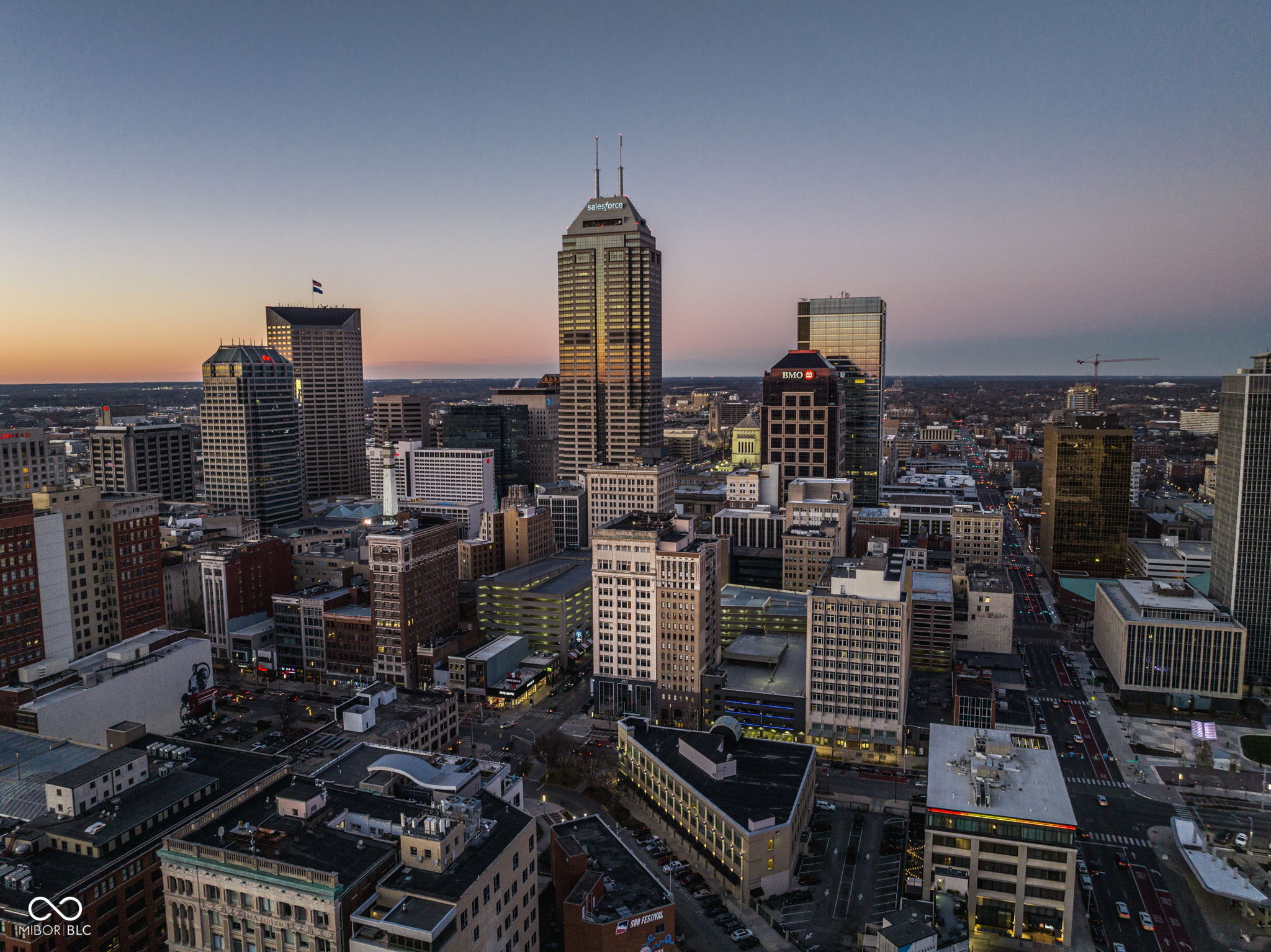 110 E Washington Street Unit: 900