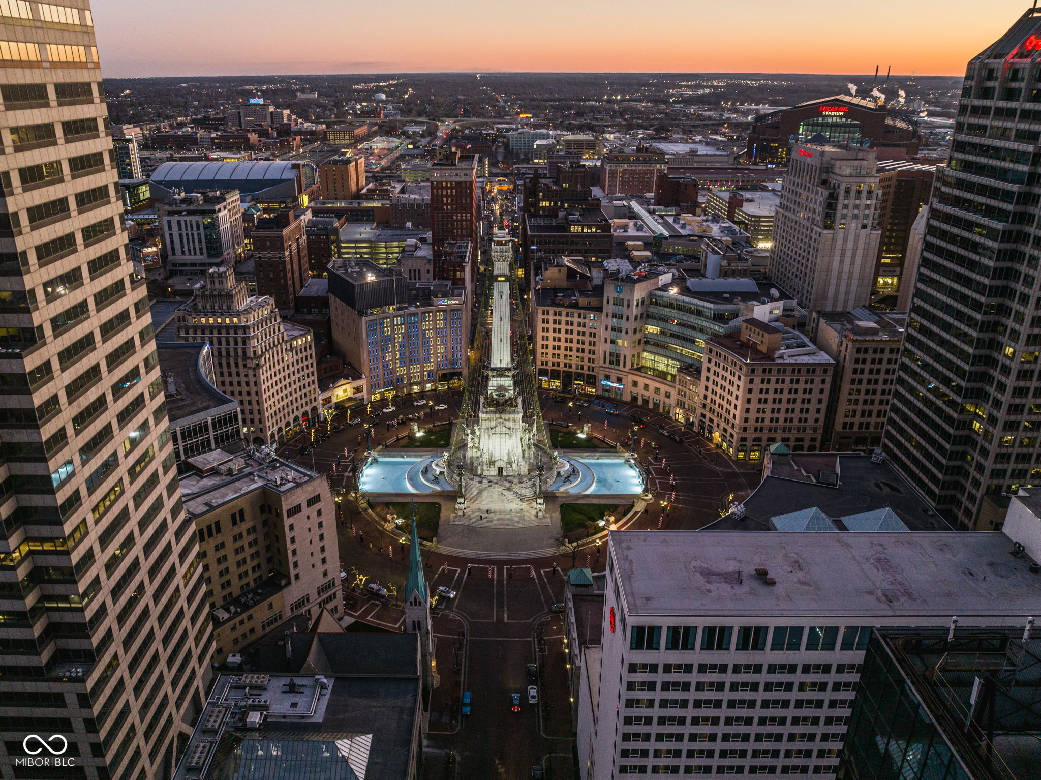 110 E Washington Street Unit: 900