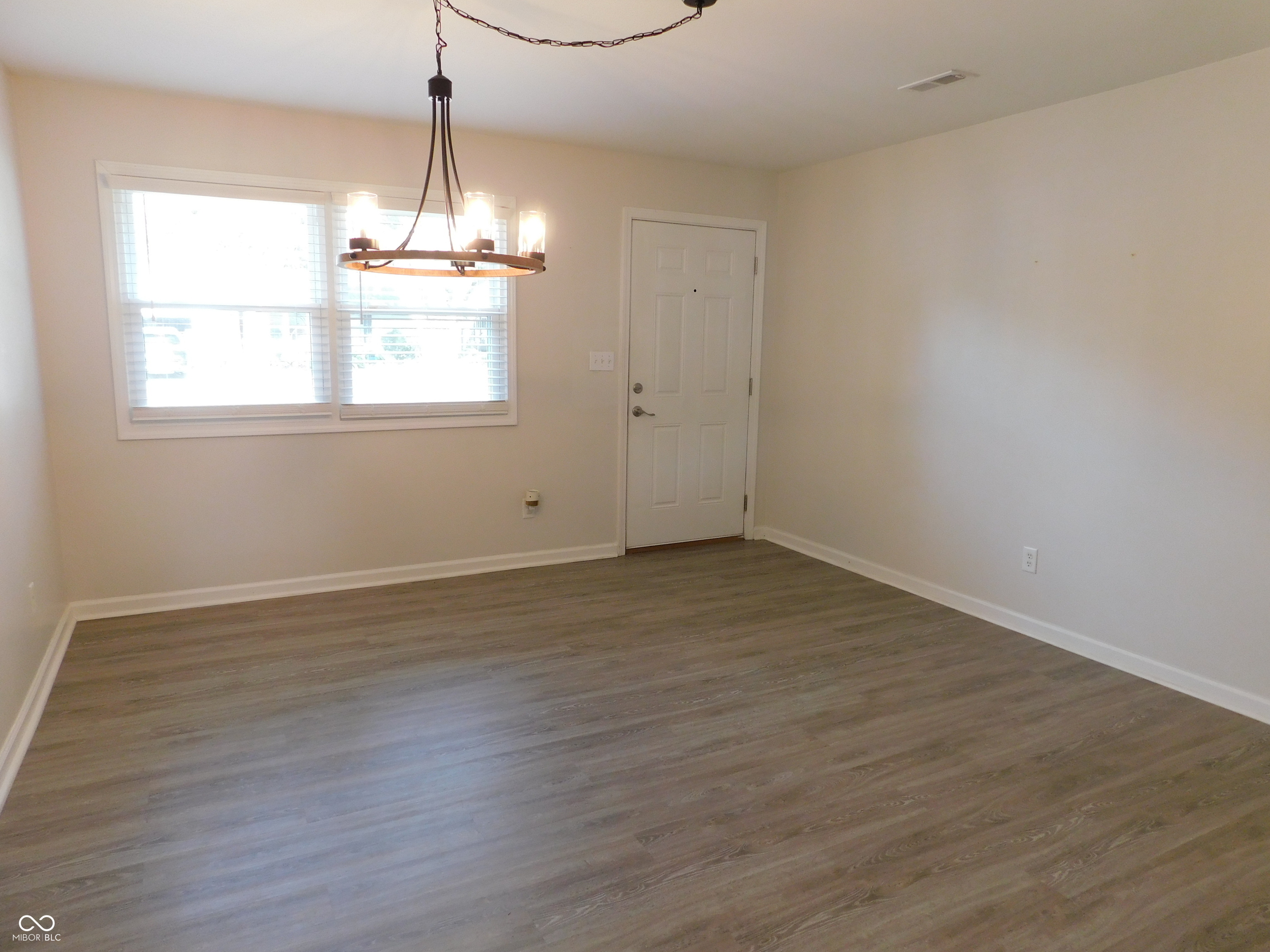 1309 N Woodward Street