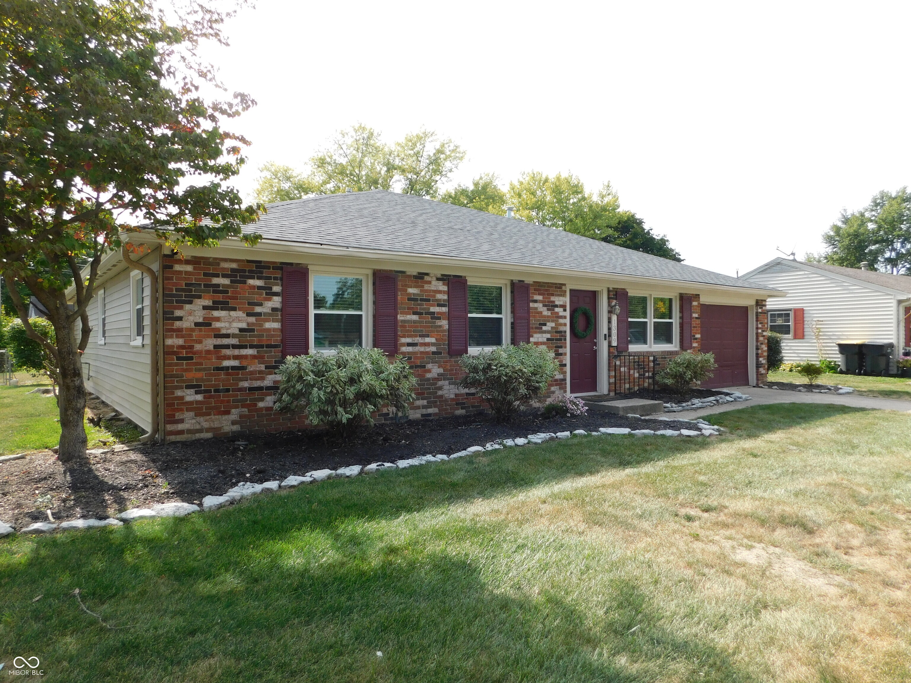 1309 N Woodward Street