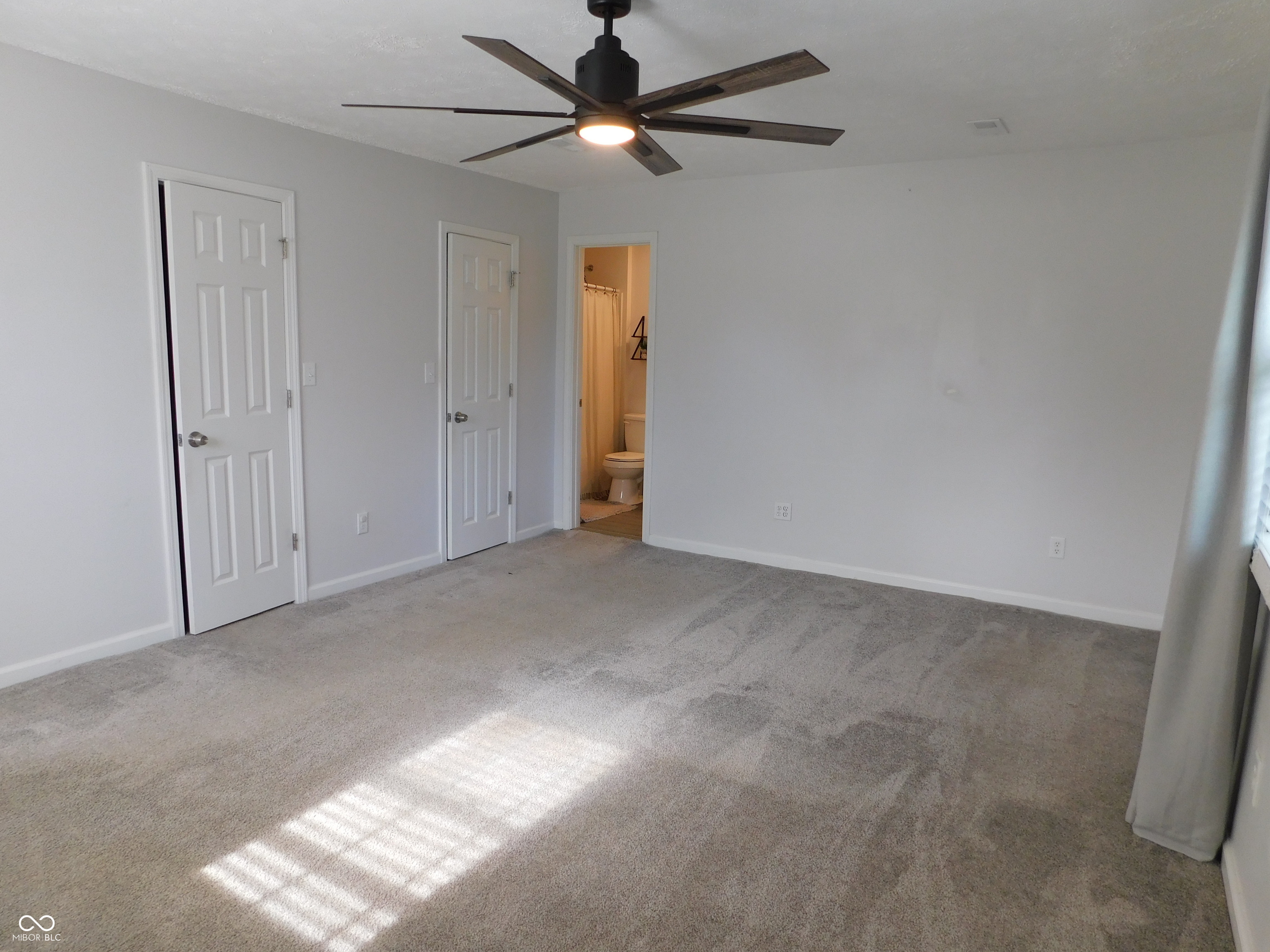 1309 N Woodward Street