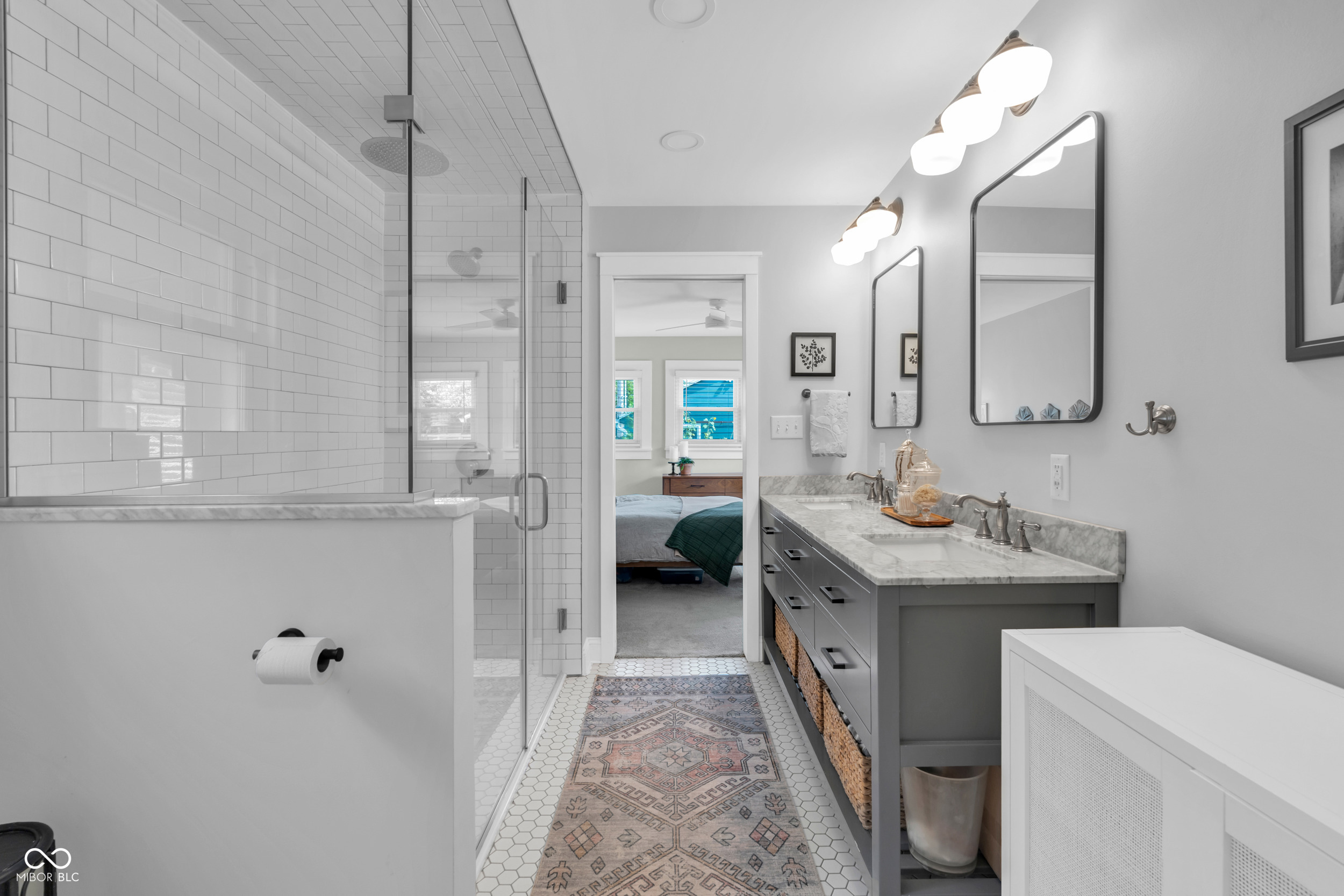 4721 Winthrop Avenue