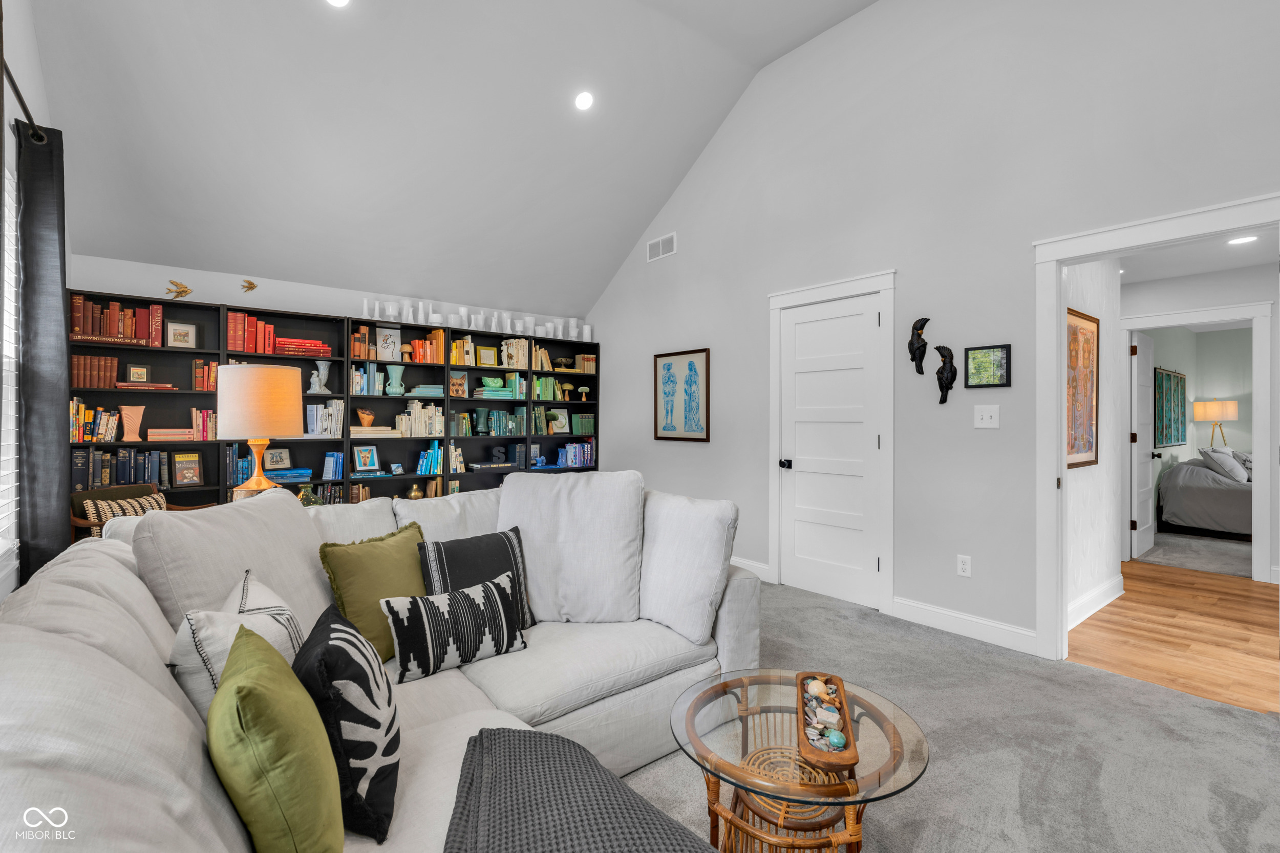 4721 Winthrop Avenue