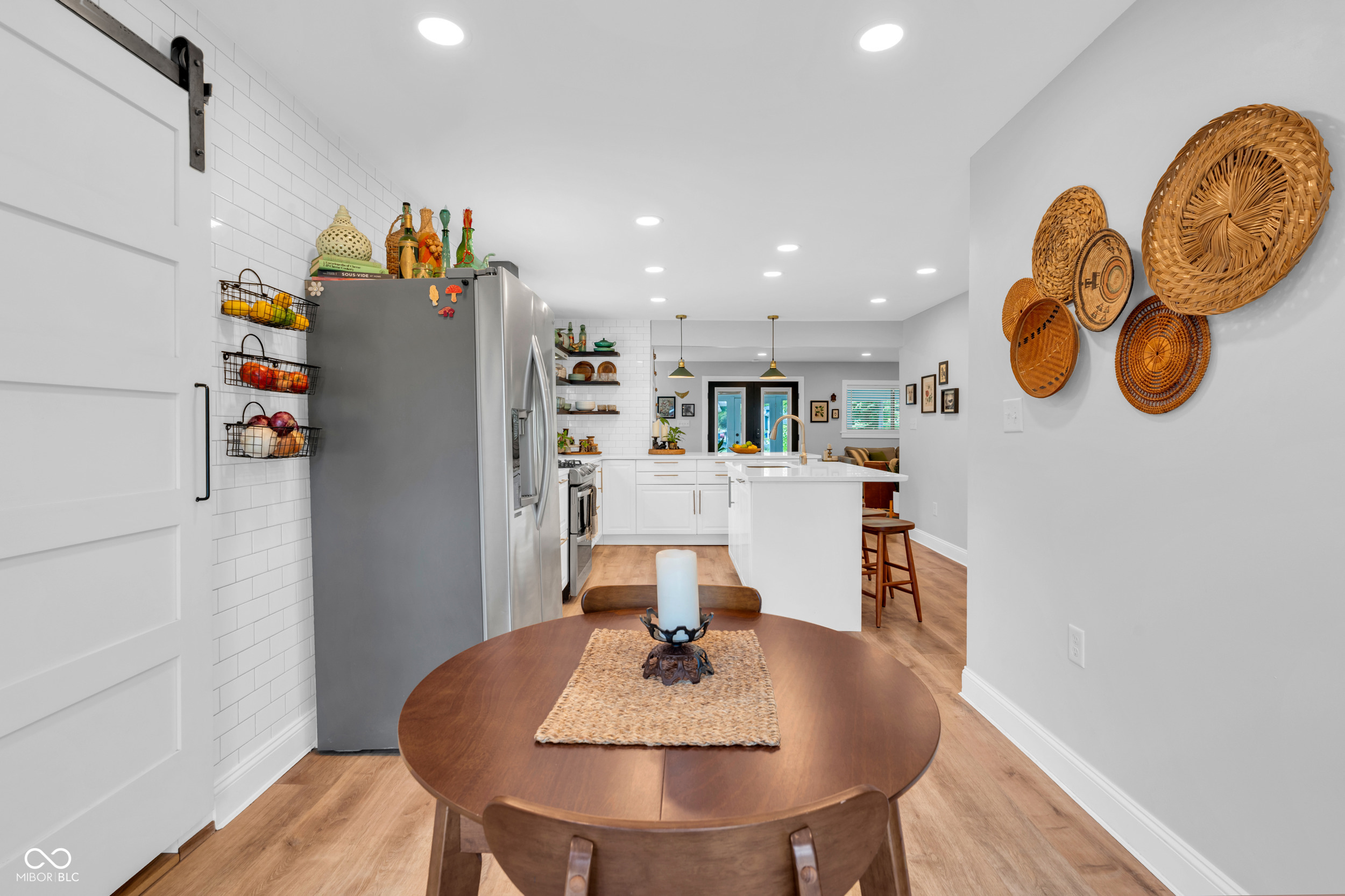 4721 Winthrop Avenue