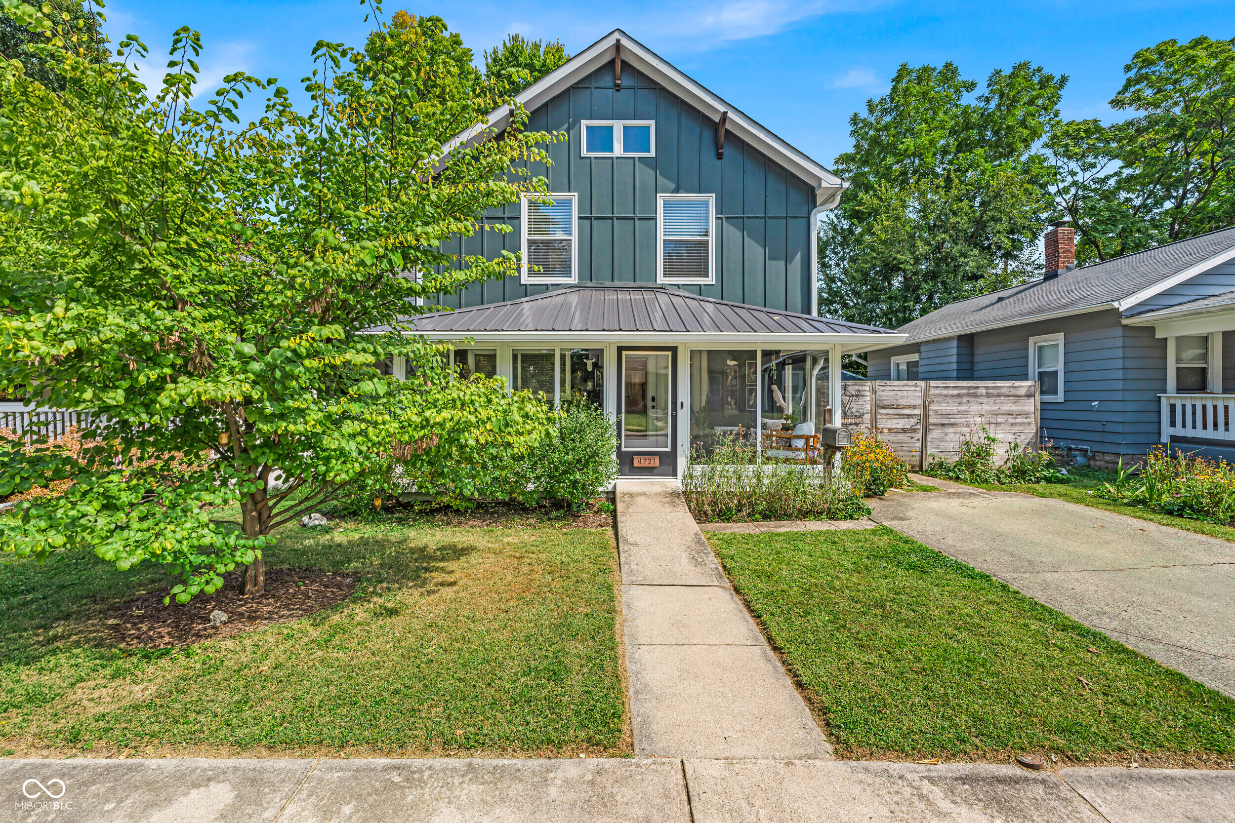 4721 Winthrop Avenue