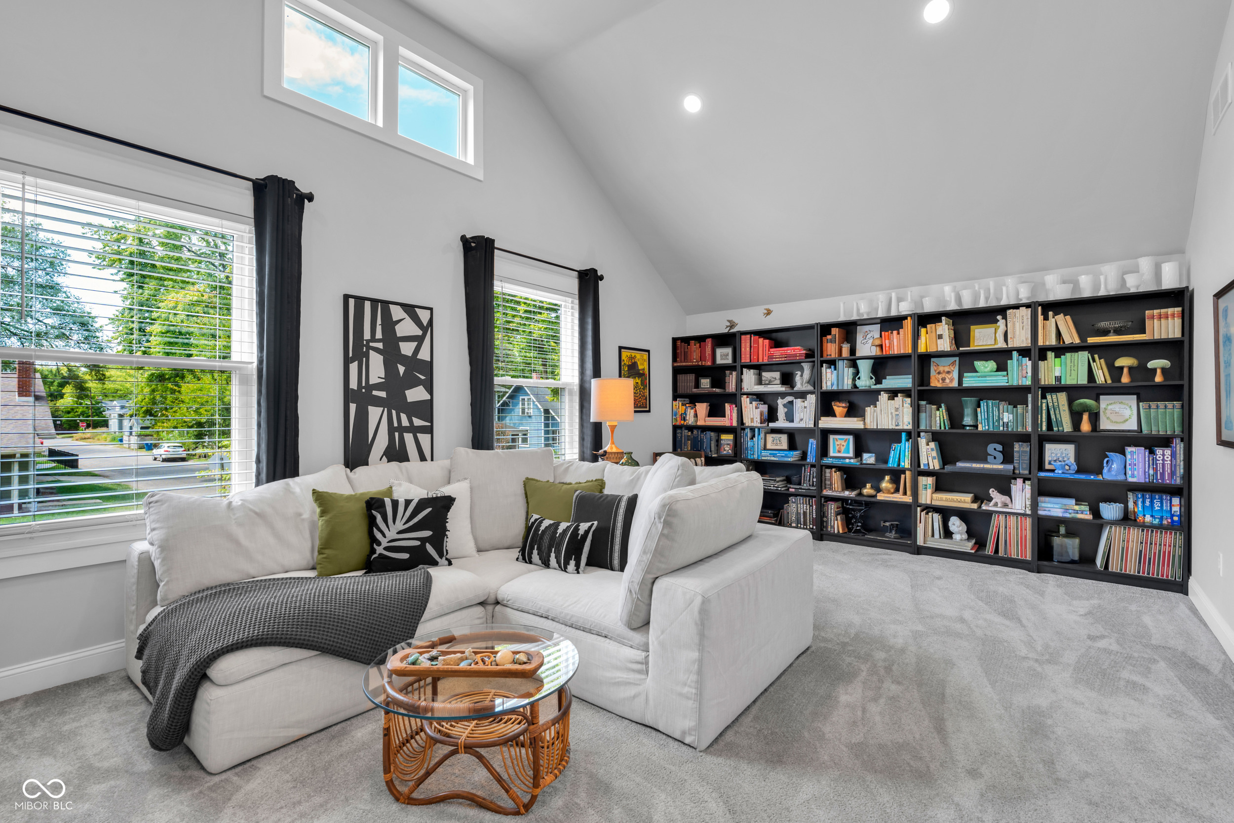 4721 Winthrop Avenue