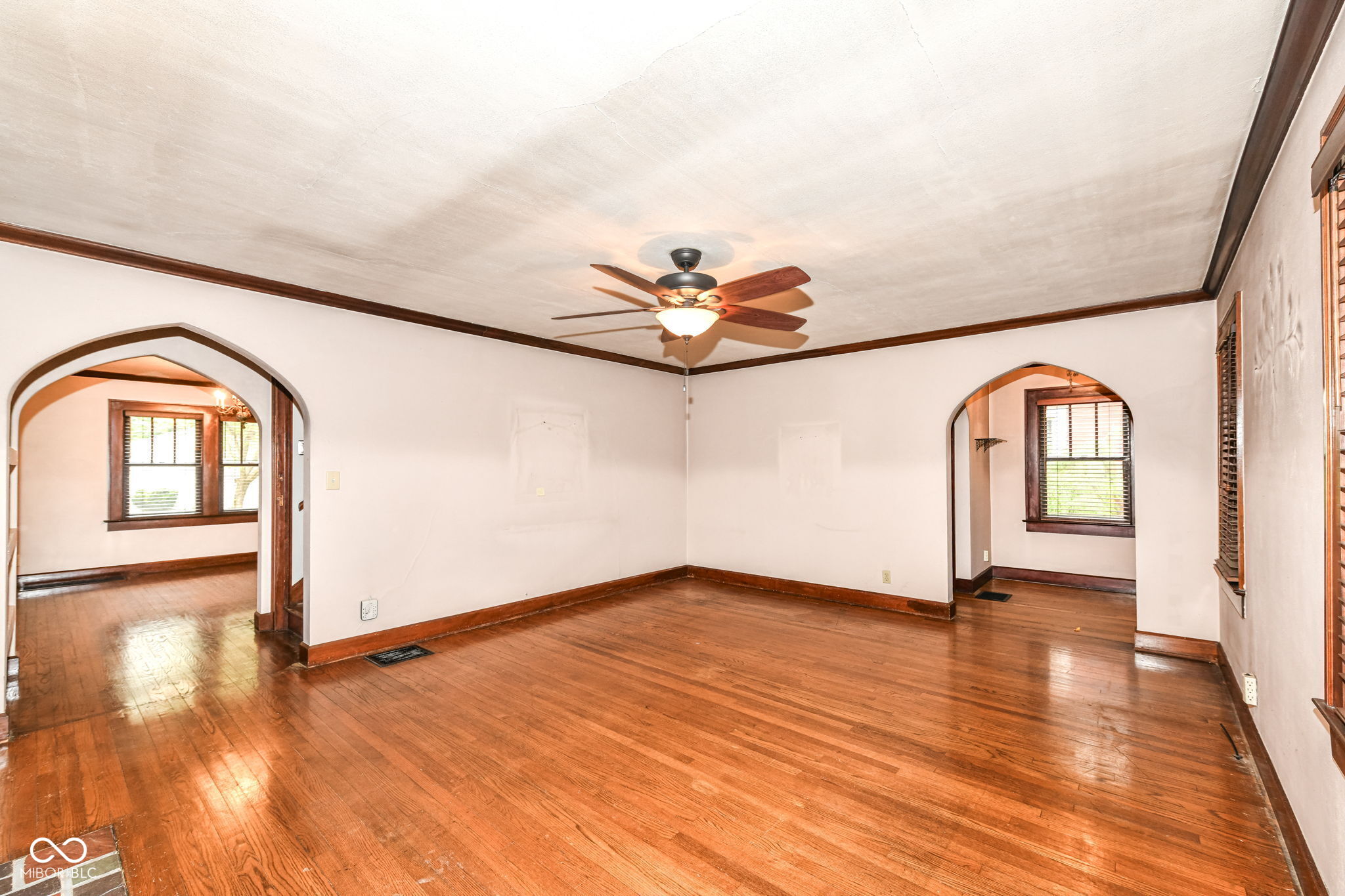 5626 Carrollton Avenue