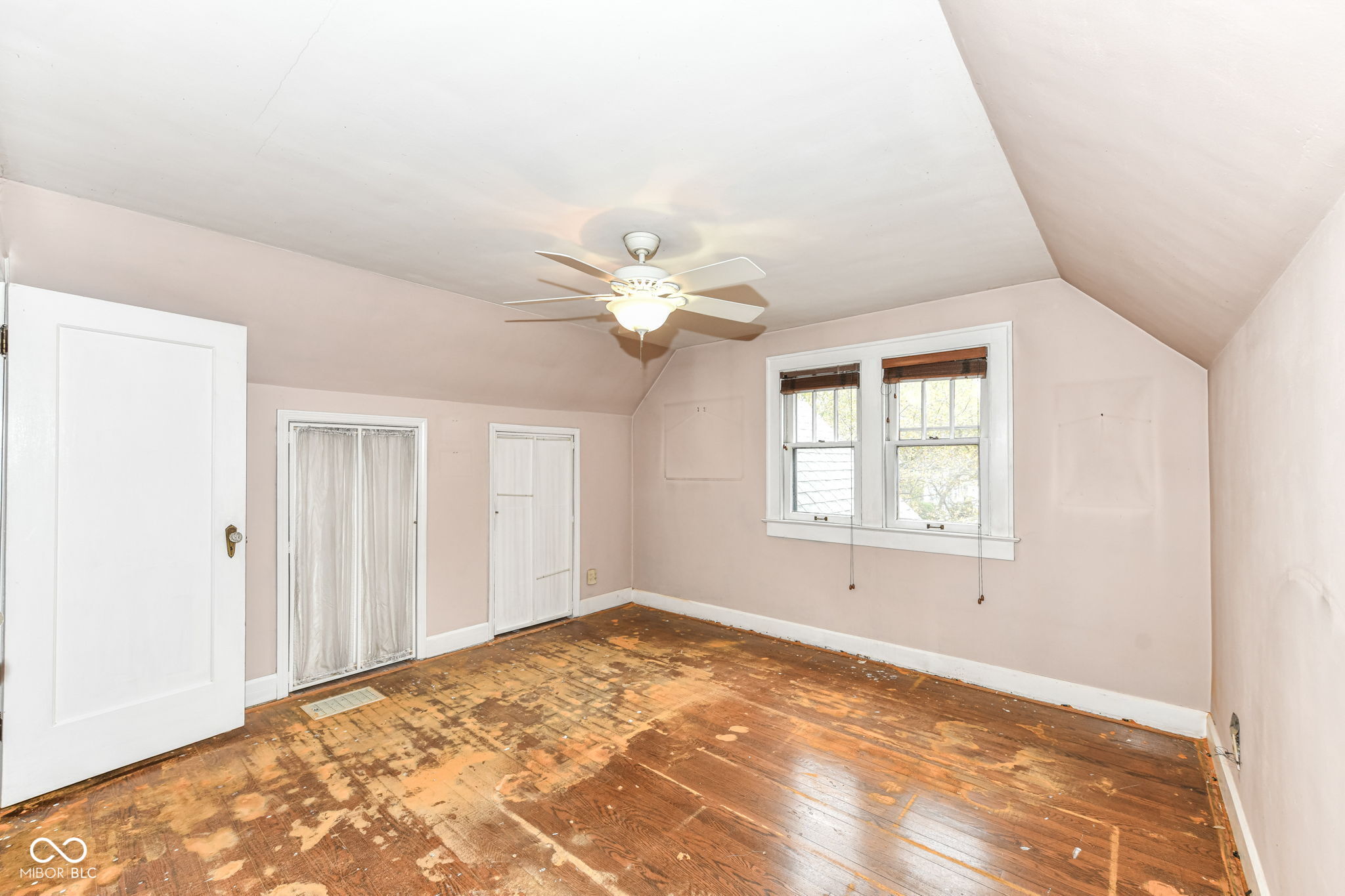 5626 Carrollton Avenue