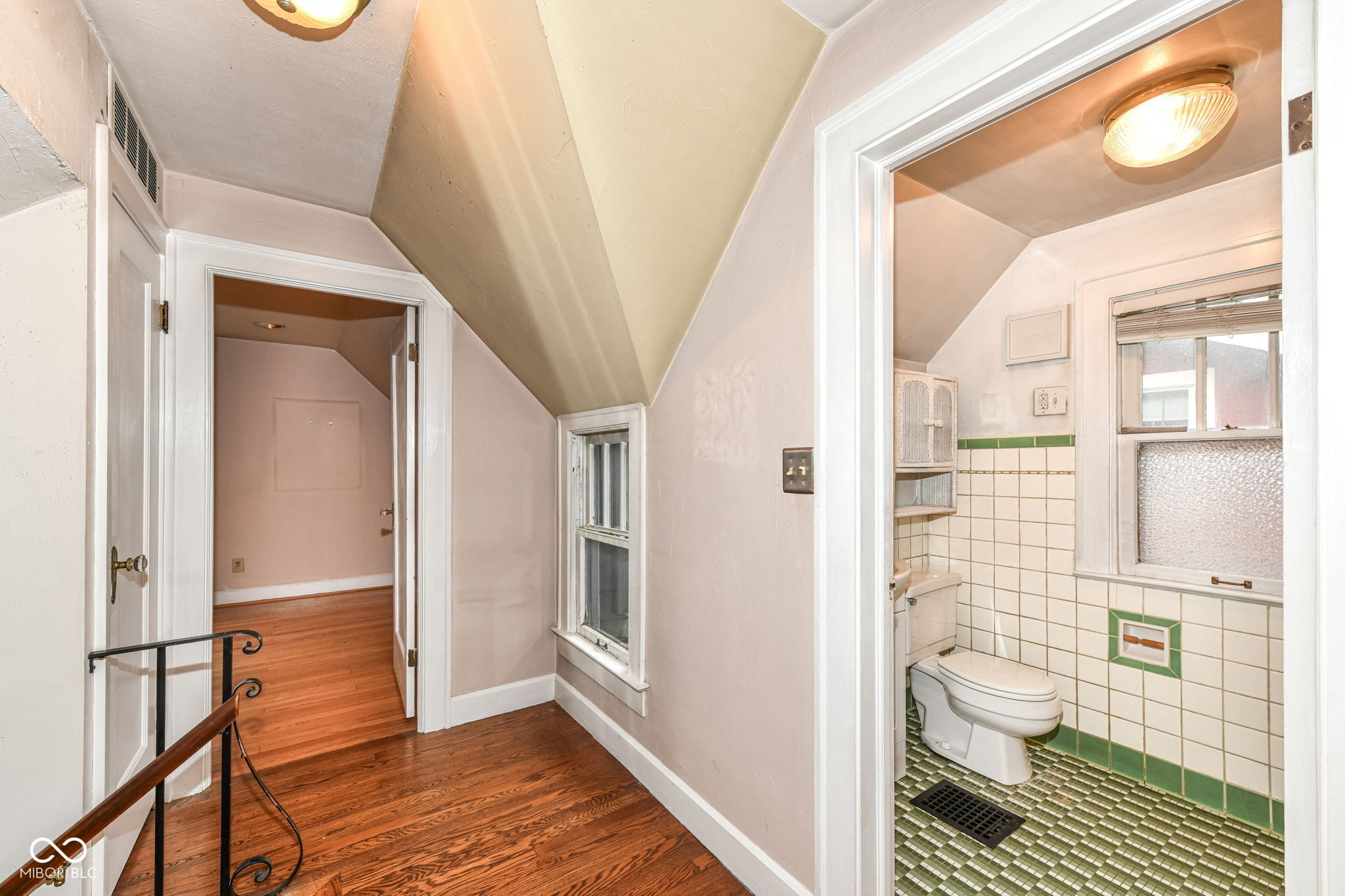 5626 Carrollton Avenue