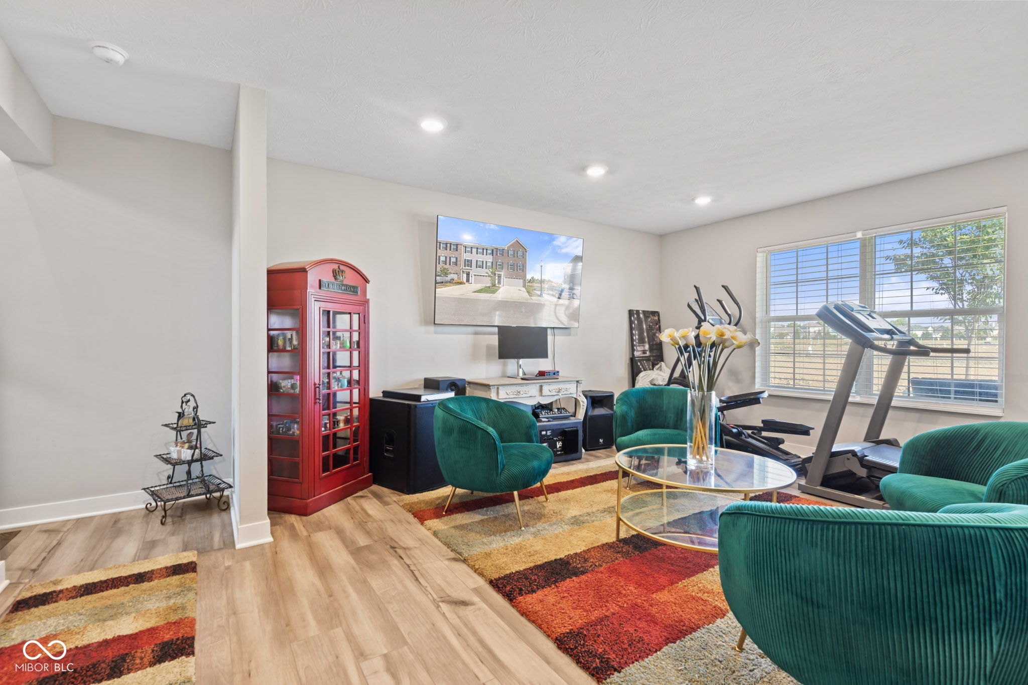 6988 Sunstone Place