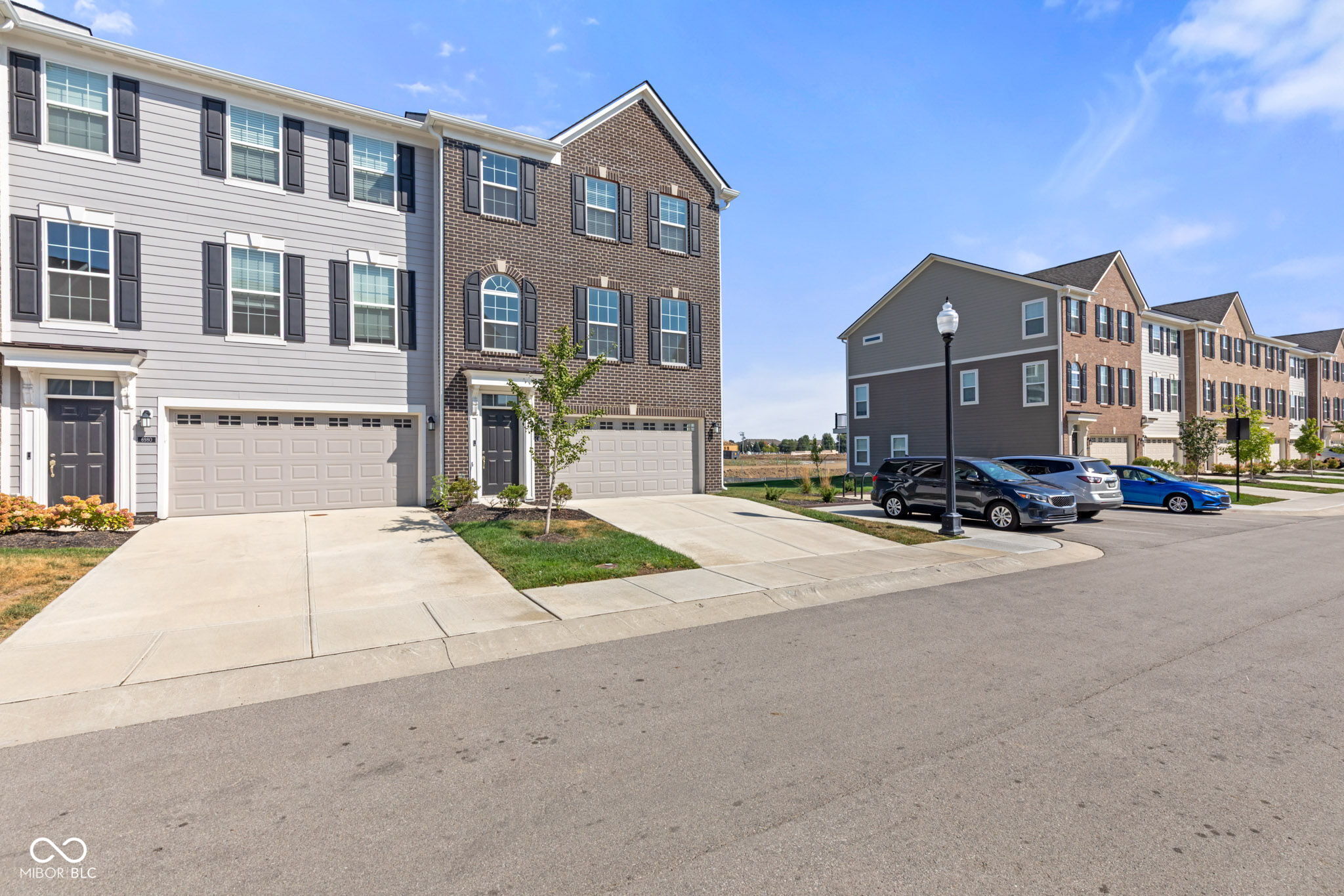 6988 Sunstone Place