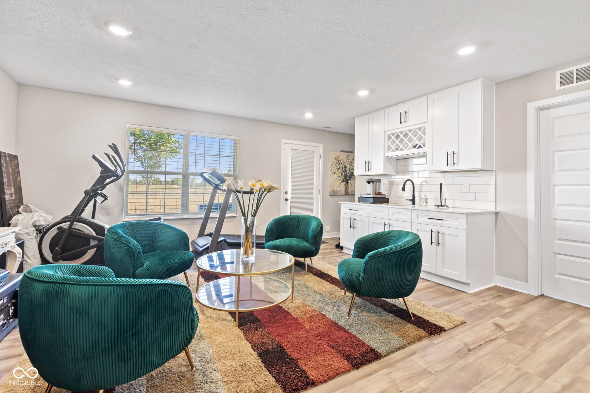 6988 Sunstone Place