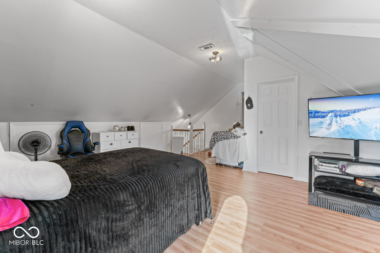 6908 Mendenhall Road