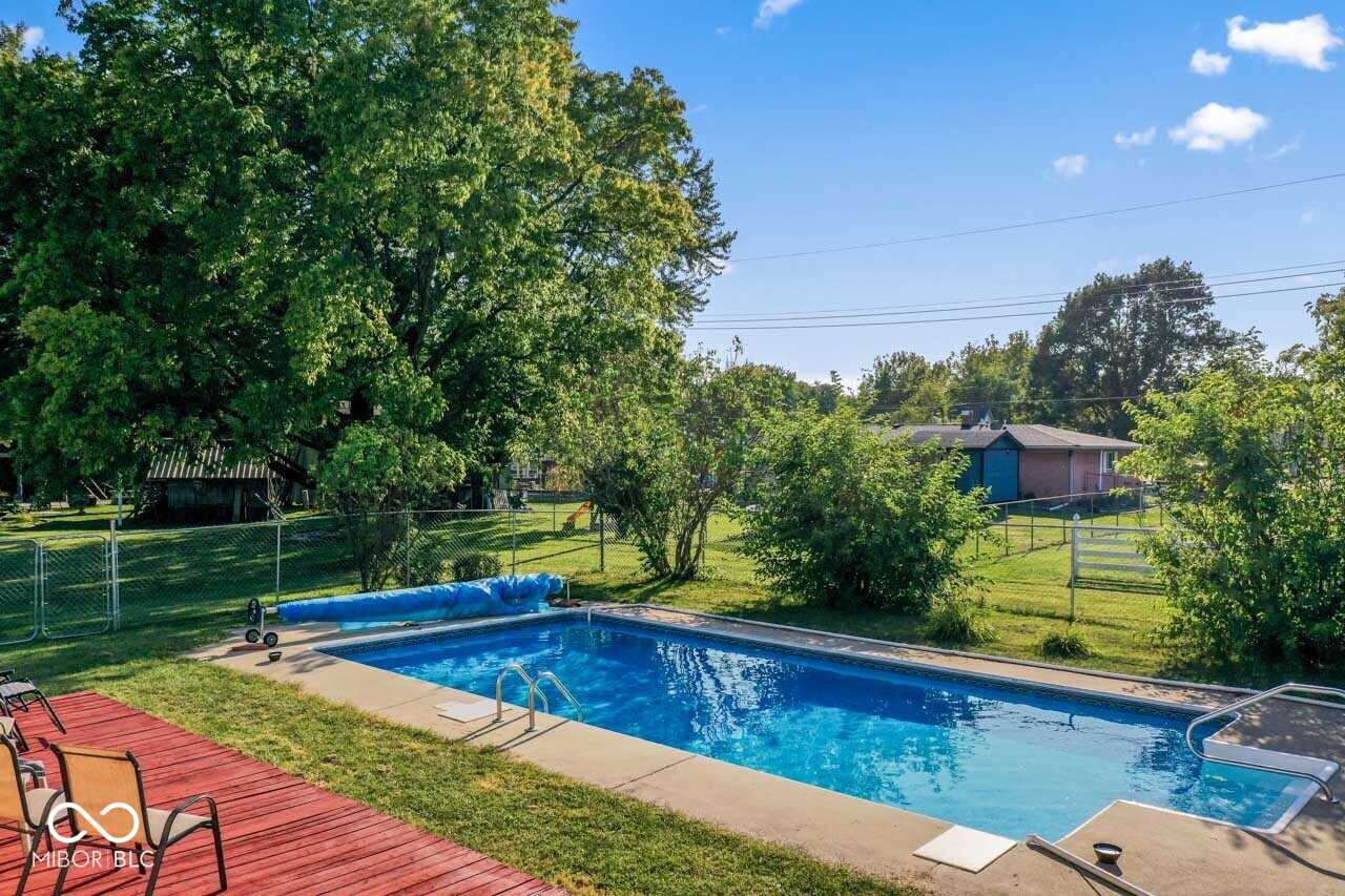 6908 Mendenhall Road