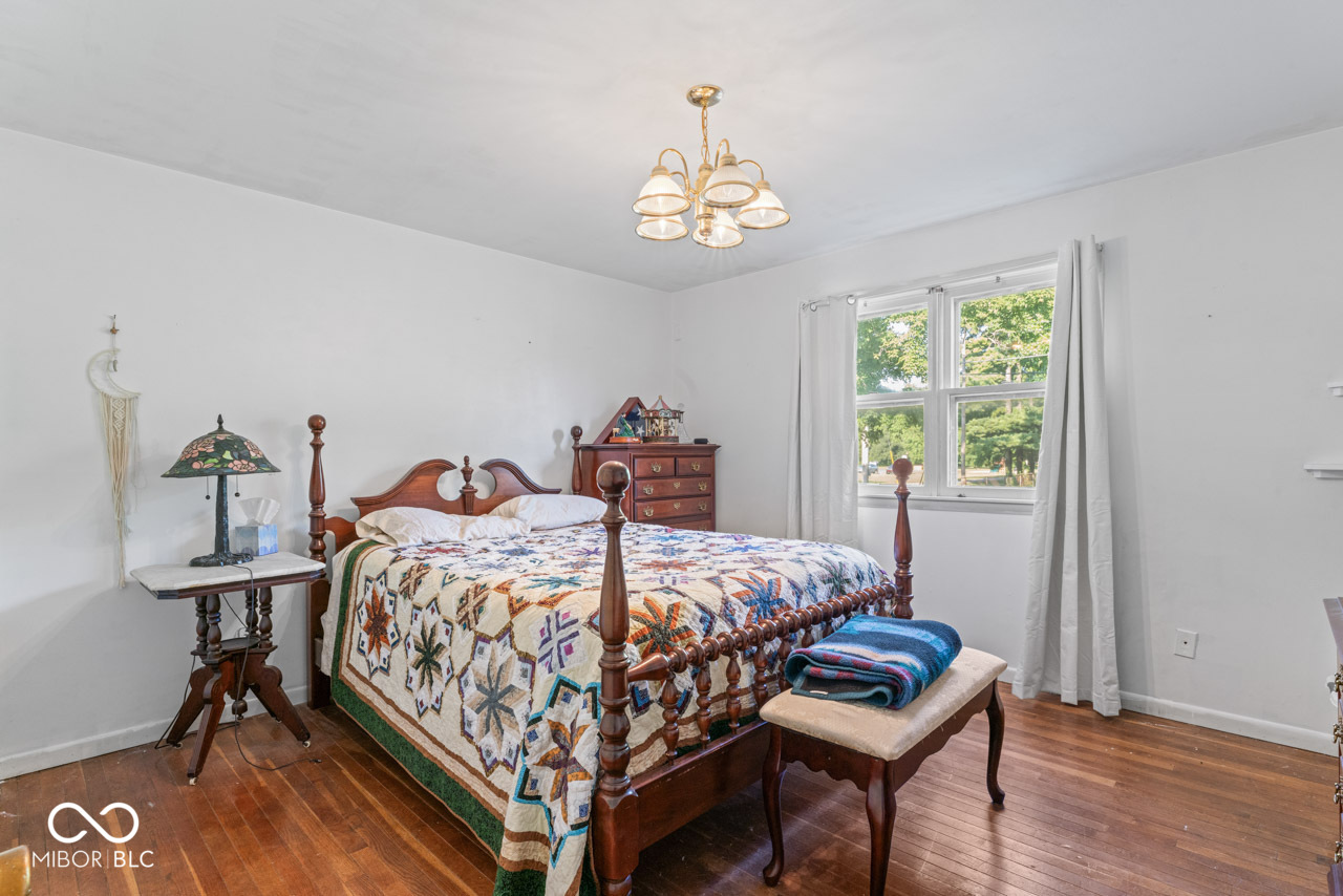 6908 Mendenhall Road