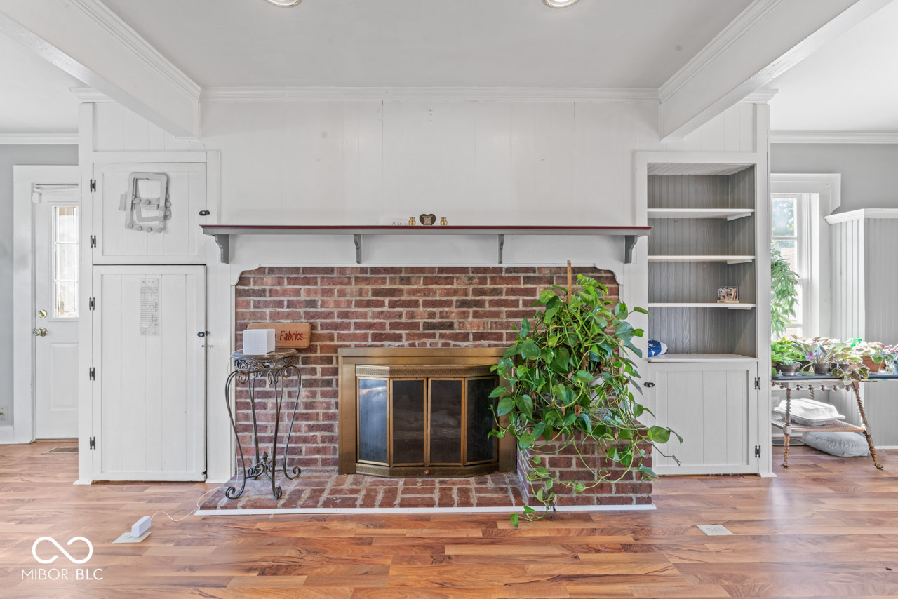 6908 Mendenhall Road