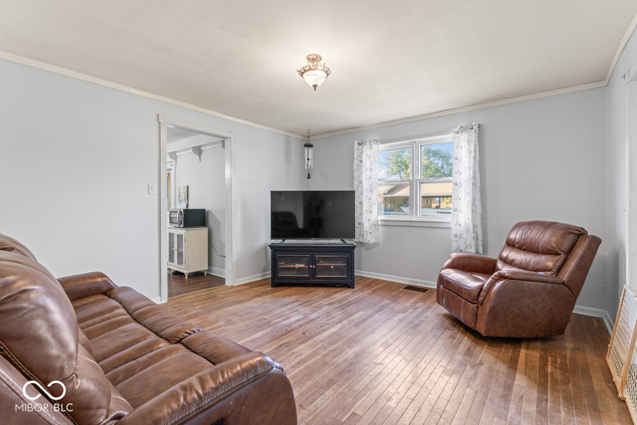 6908 Mendenhall Road