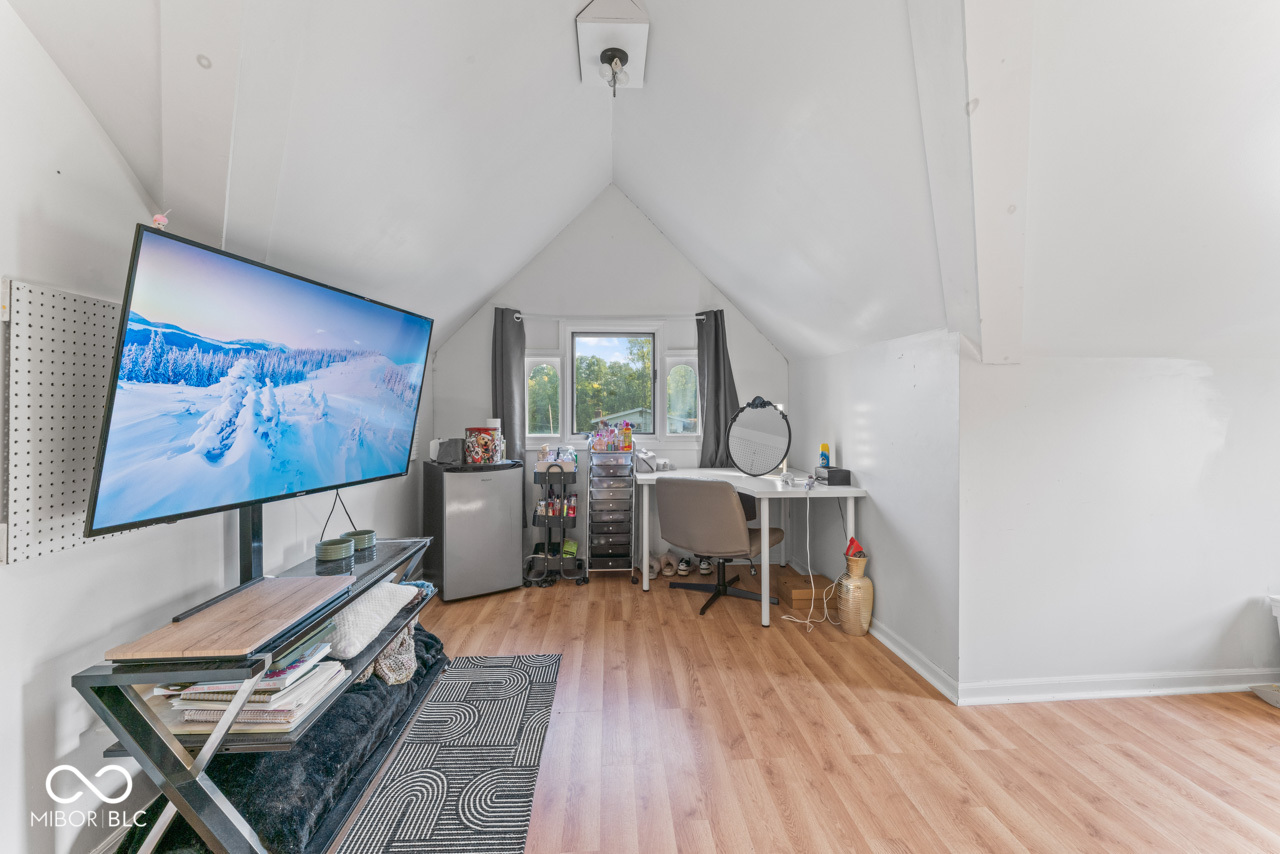 6908 Mendenhall Road