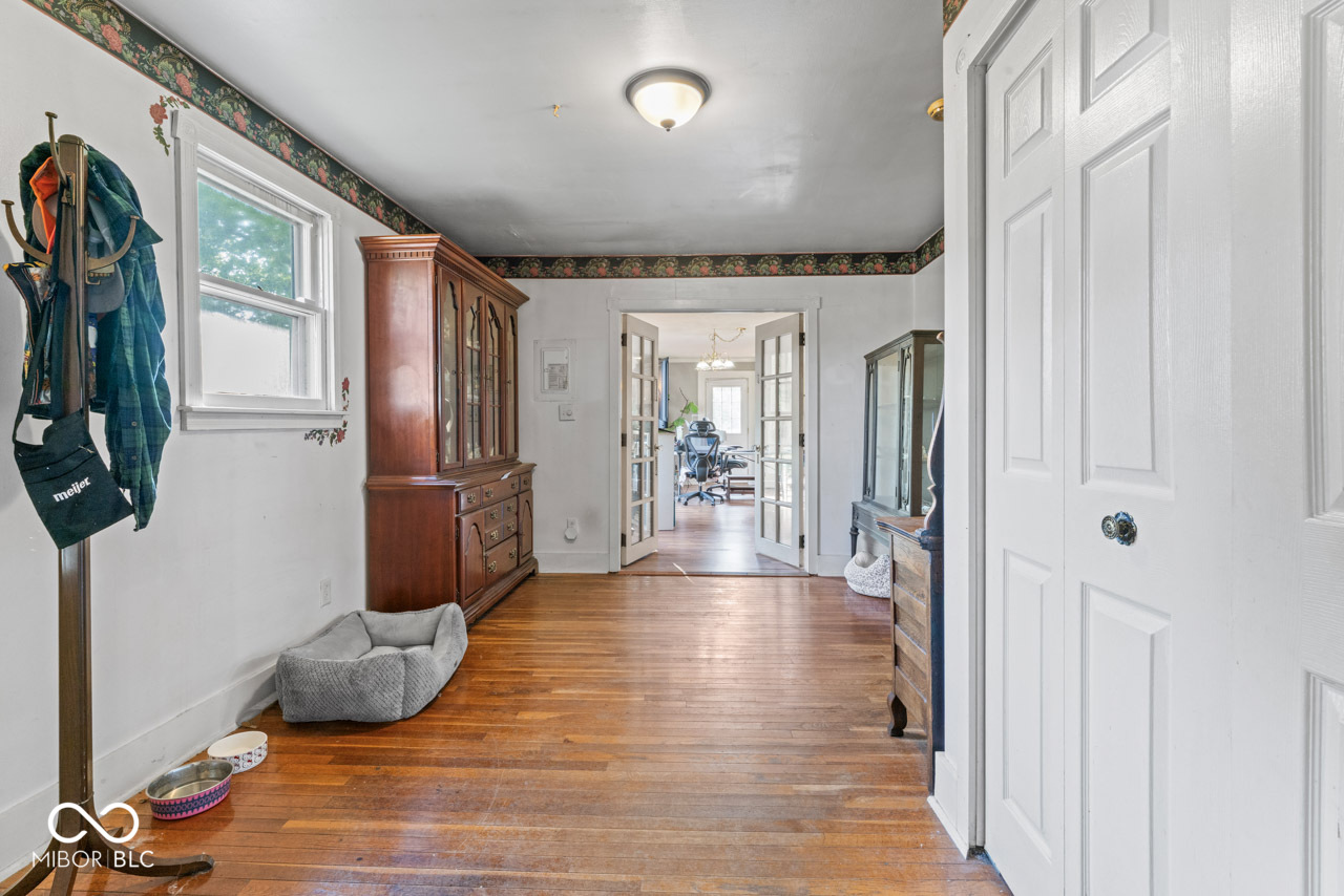 6908 Mendenhall Road