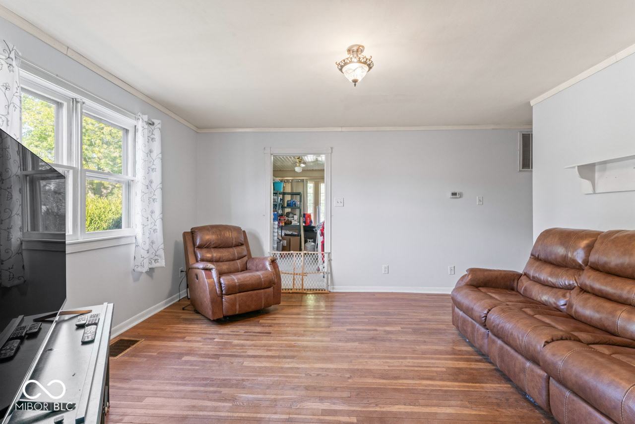 6908 Mendenhall Road