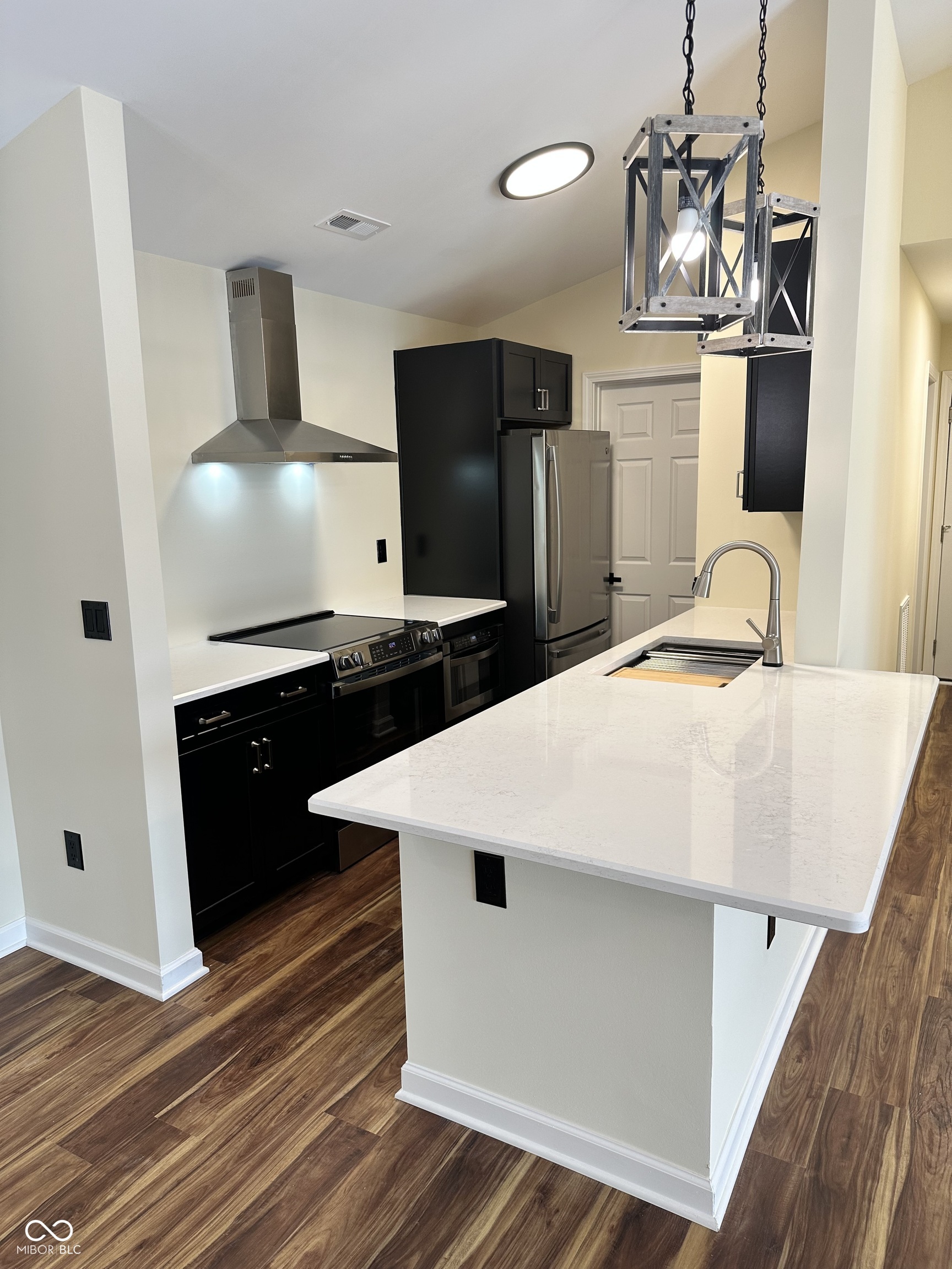 12515 Timber Creek Drive Unit: 9