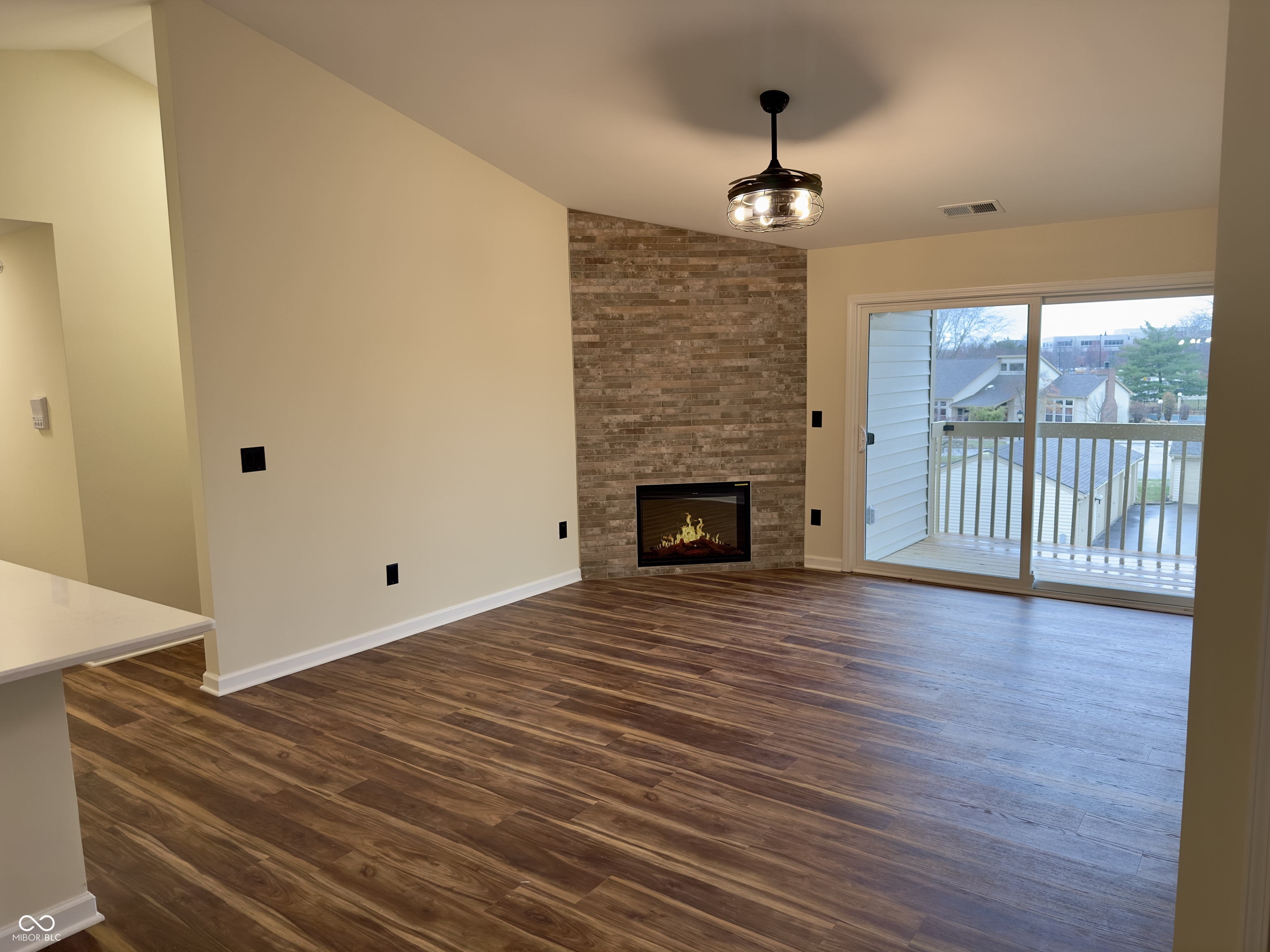 12515 Timber Creek Drive Unit: 9