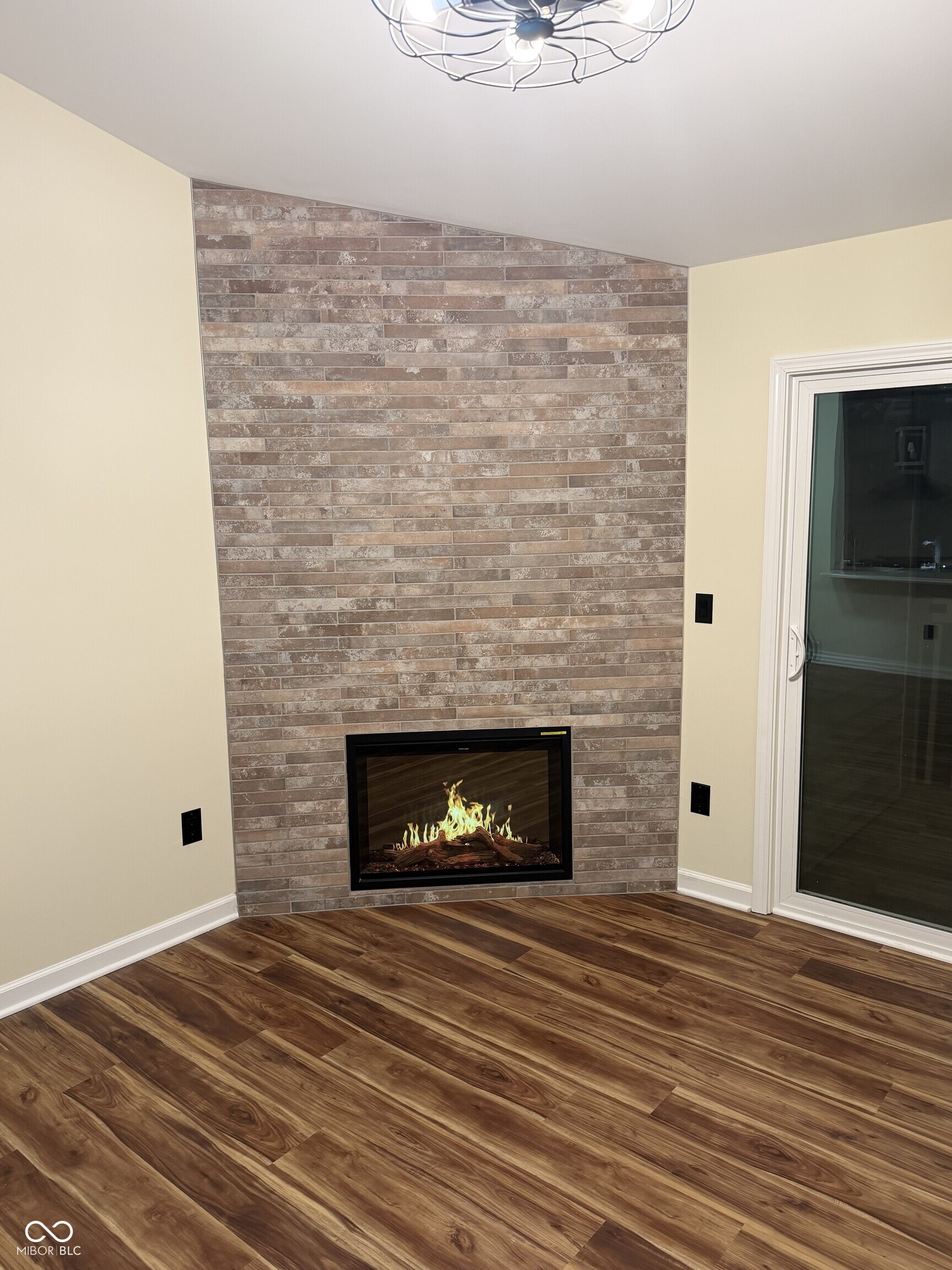 12515 Timber Creek Drive Unit: 9