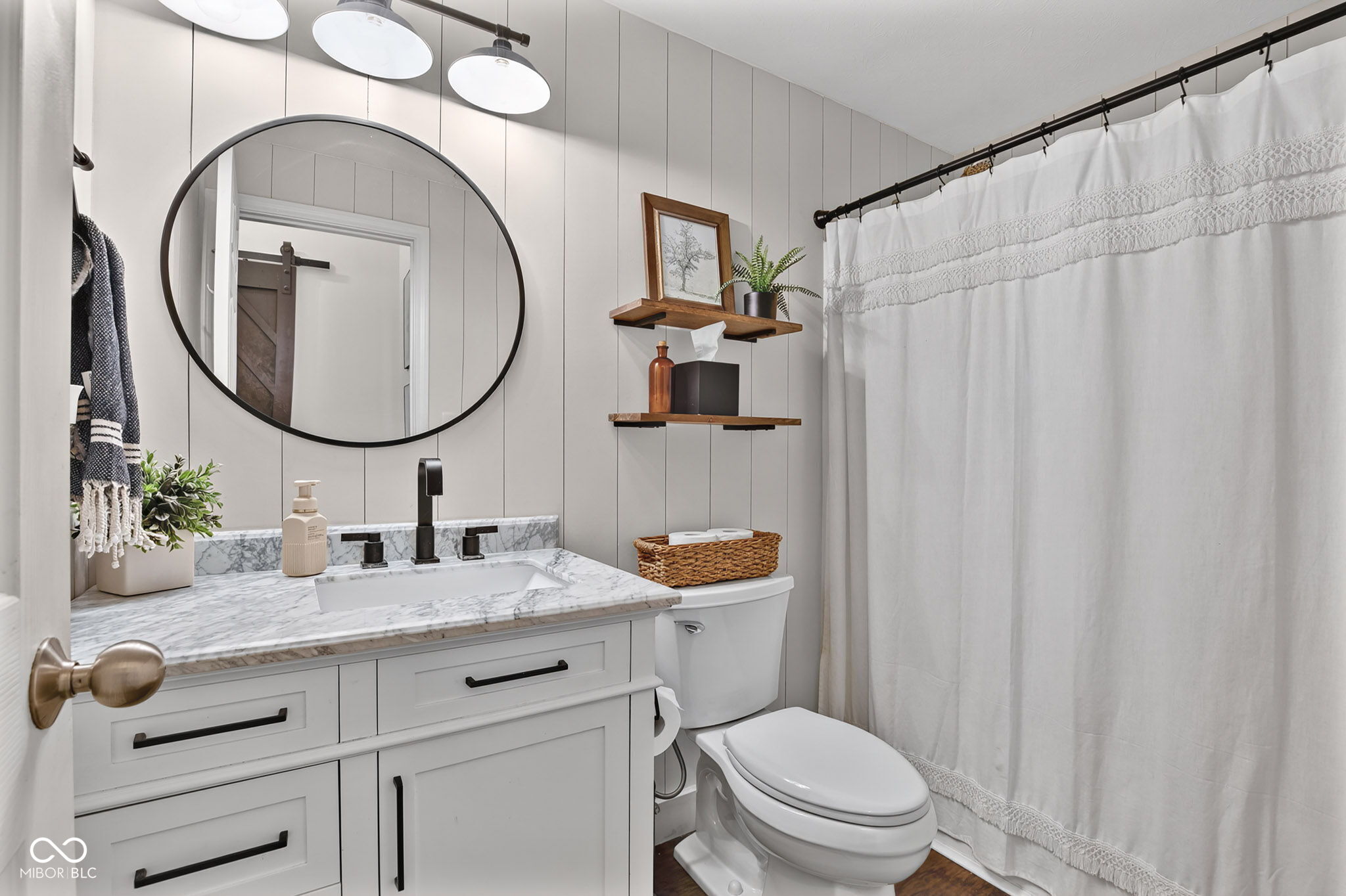 5894 W Falling Waters Drive