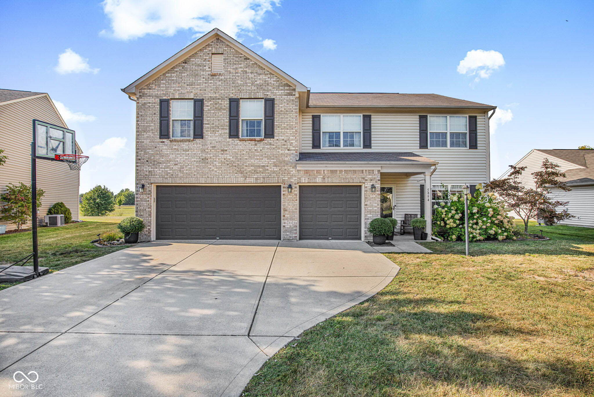 5894 W Falling Waters Drive