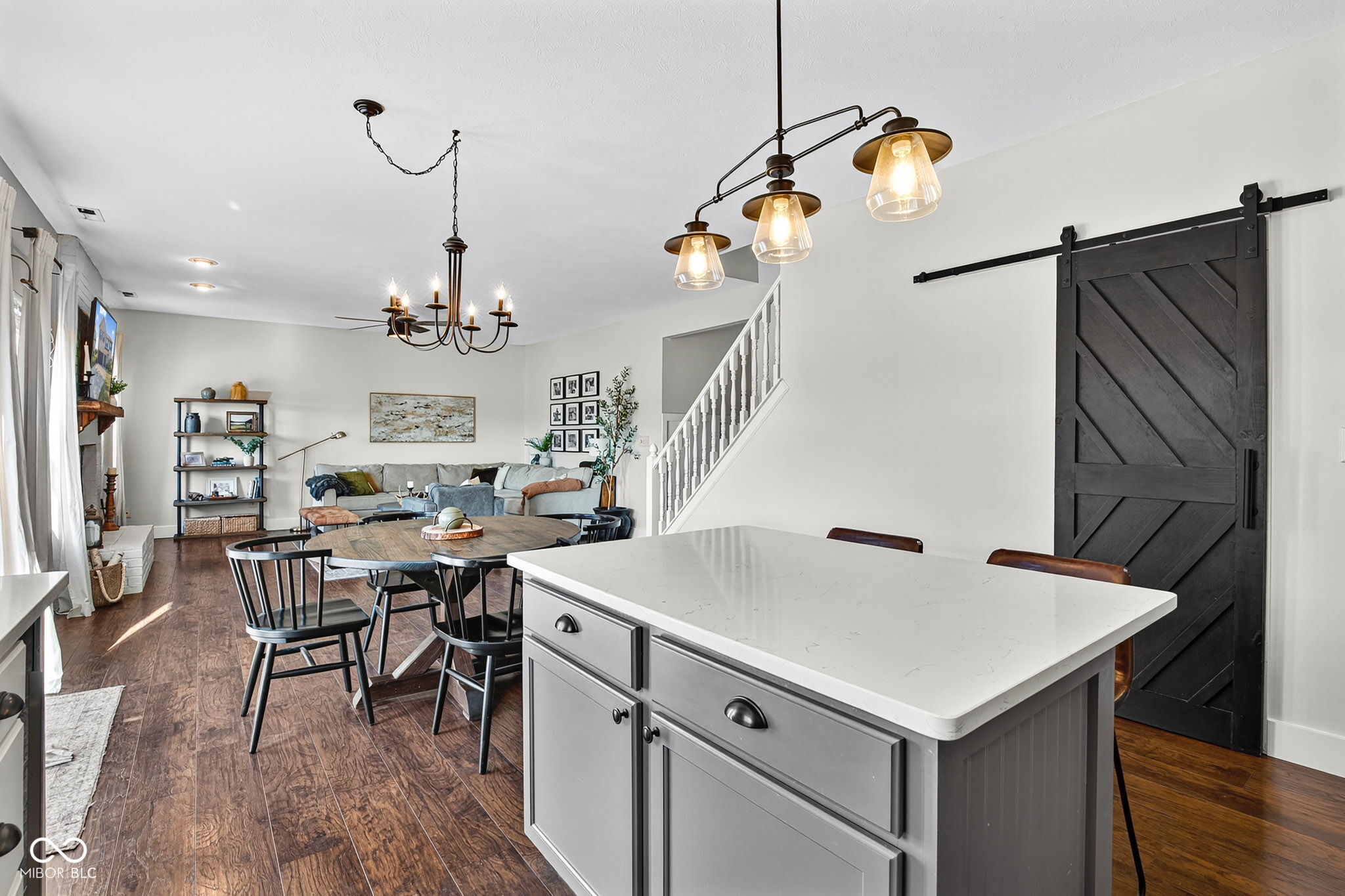 5894 W Falling Waters Drive