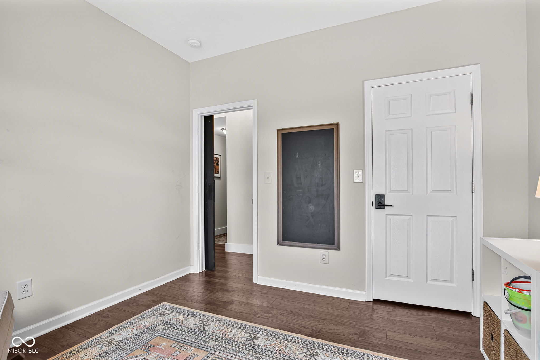 5894 W Falling Waters Drive