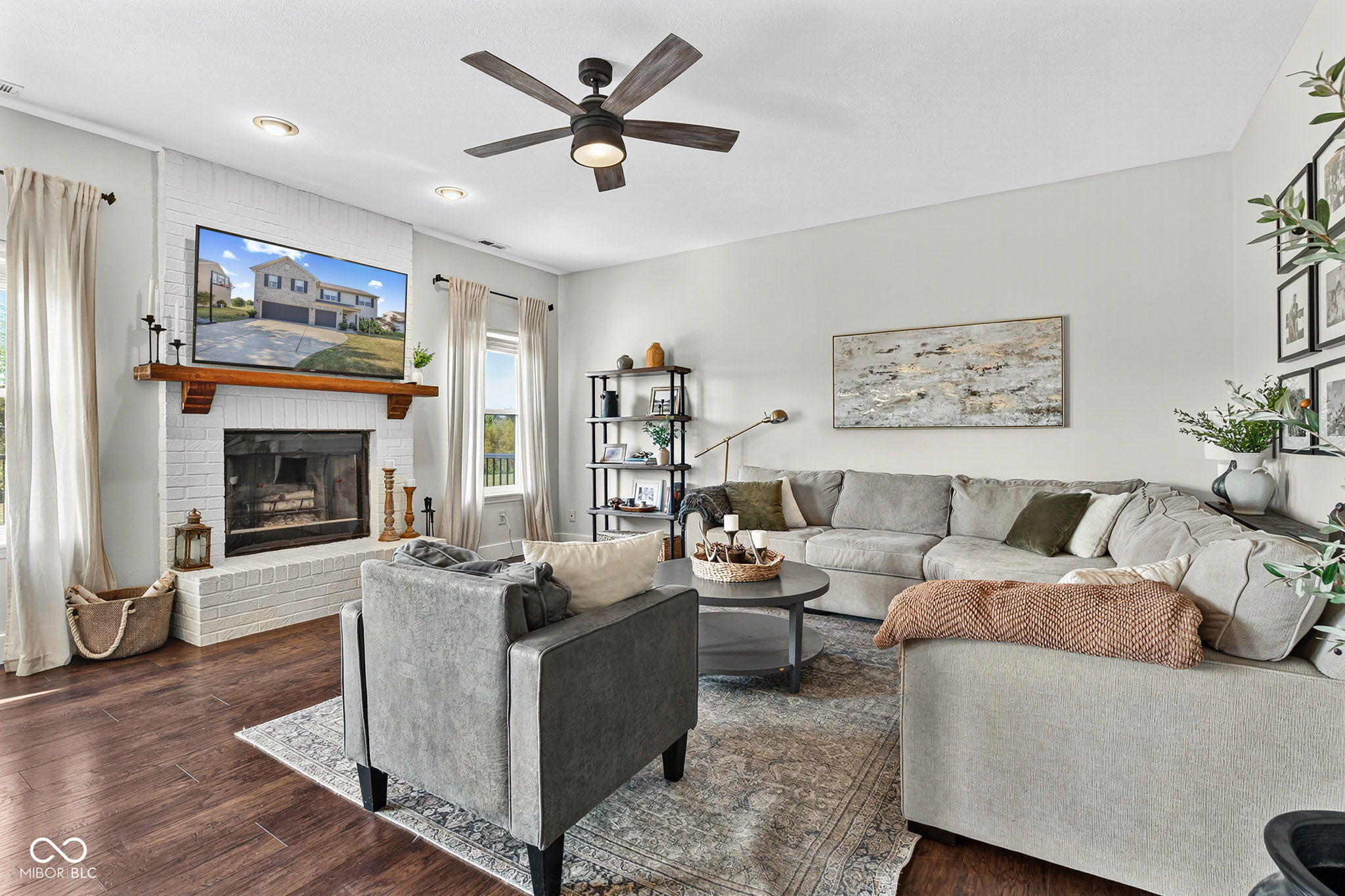 5894 W Falling Waters Drive