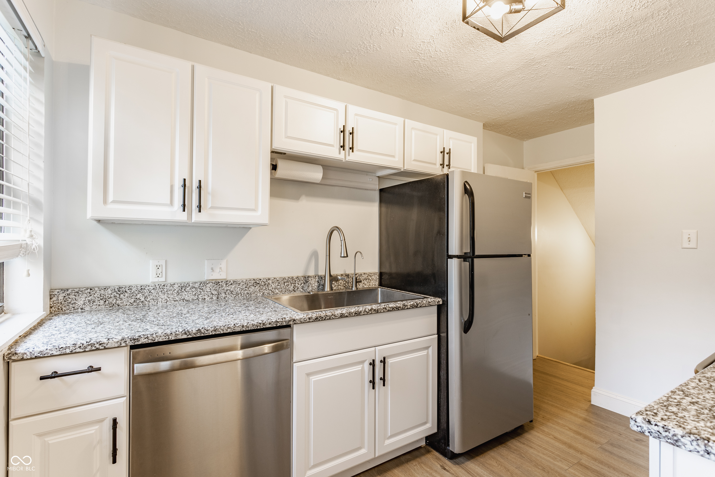 530 Sutherland Avenue Unit: UNIT B