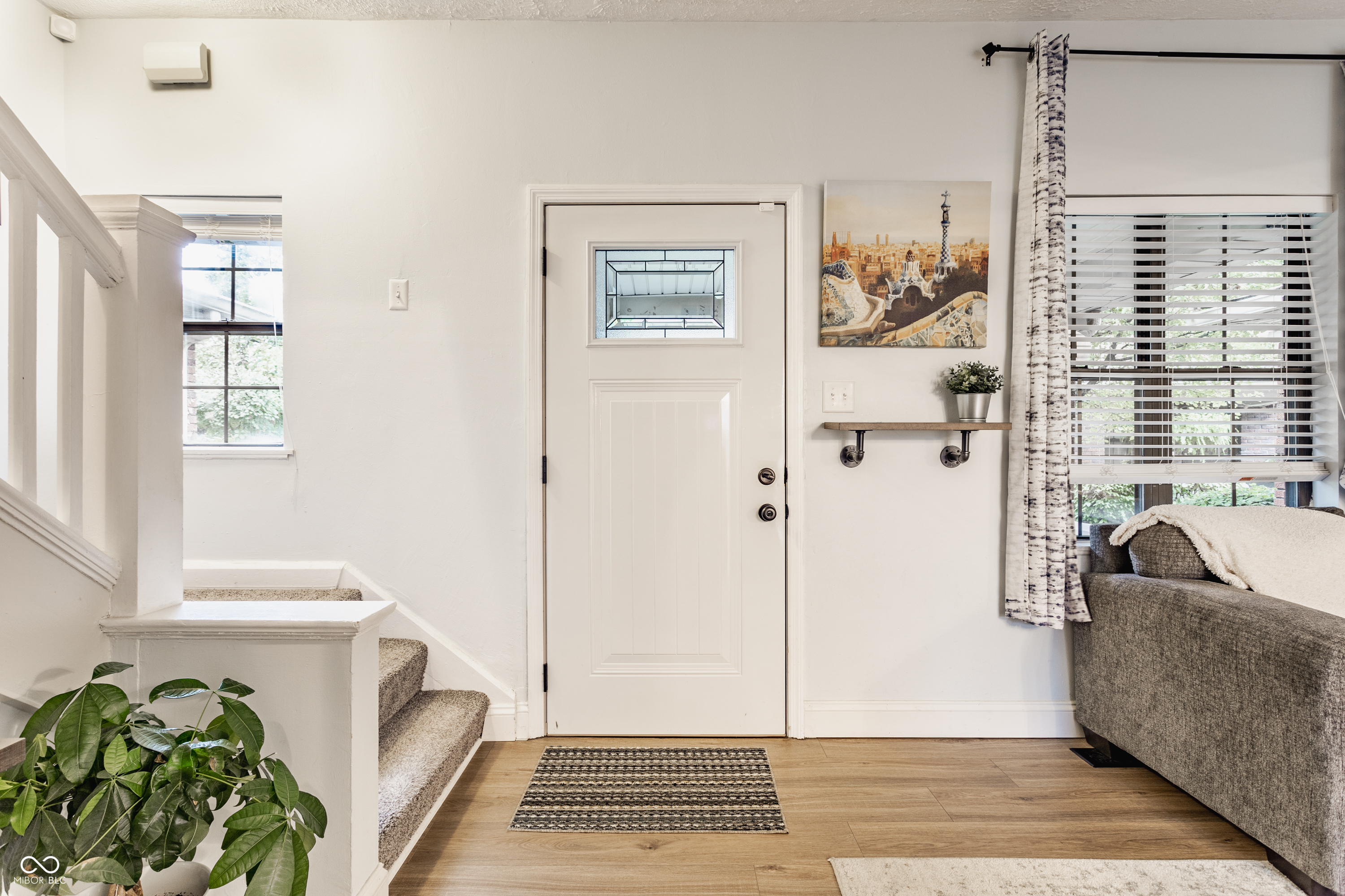 530 Sutherland Avenue Unit: UNIT B