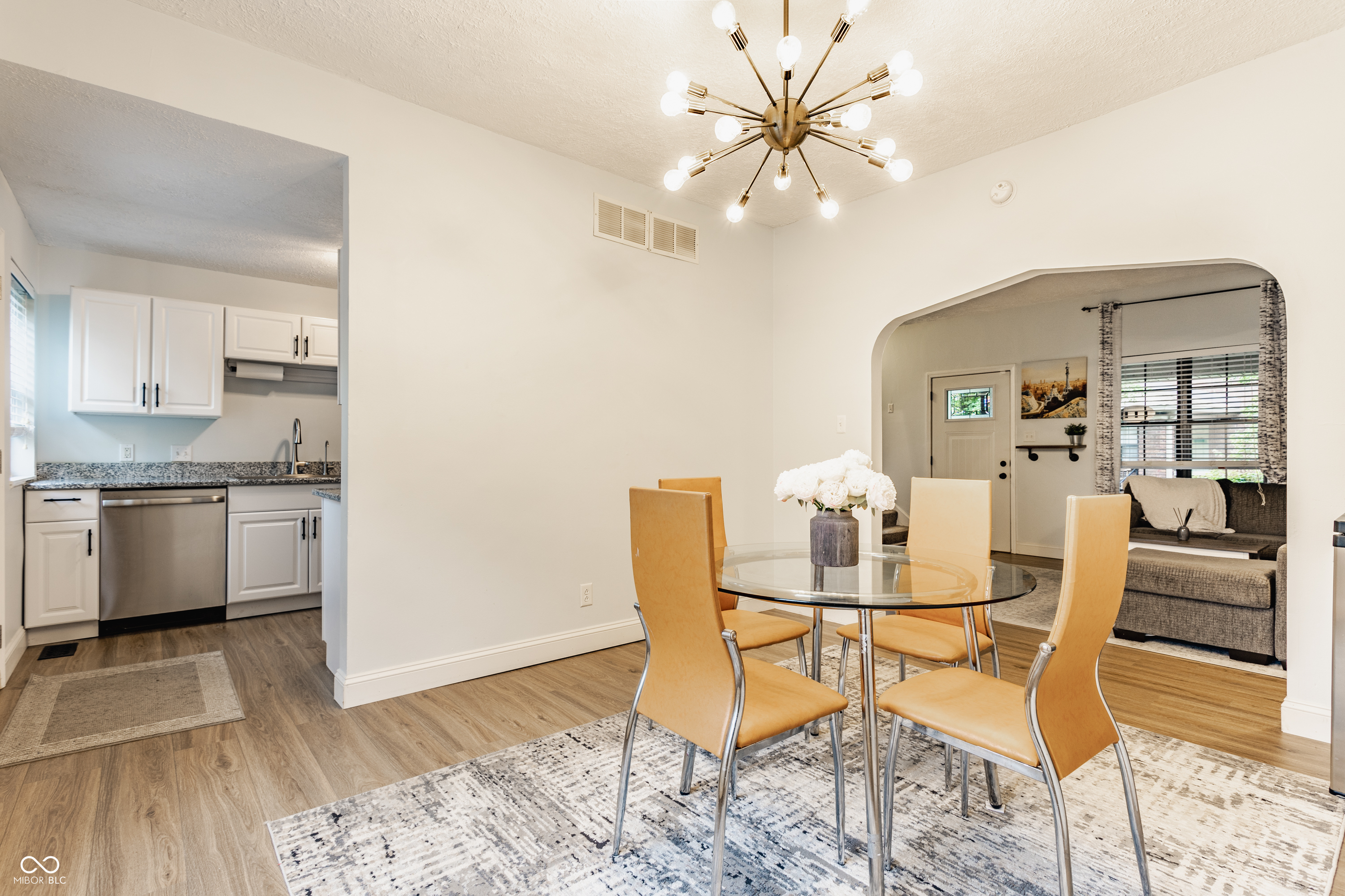 530 Sutherland Avenue Unit: UNIT B