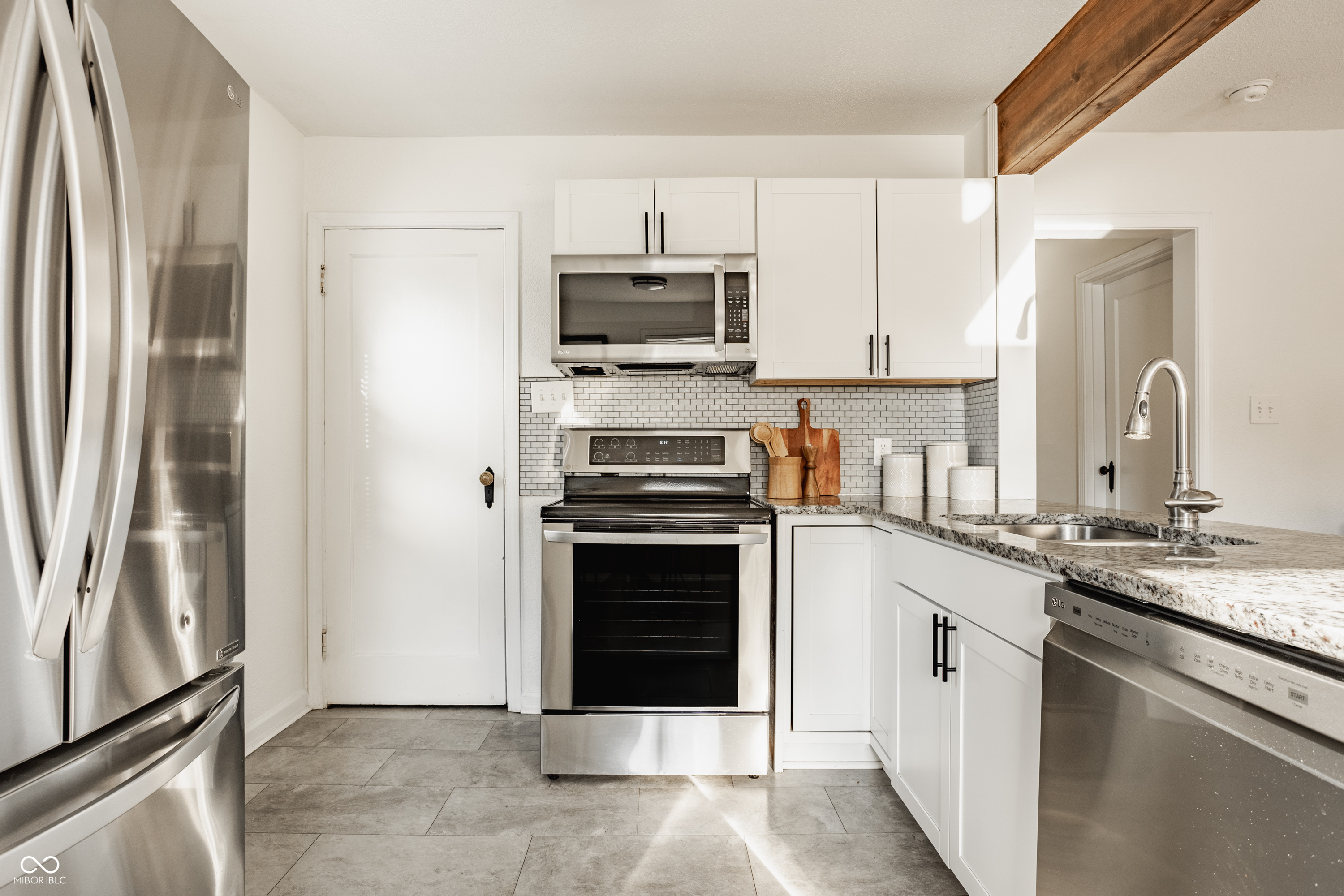 5660 N Keystone Avenue