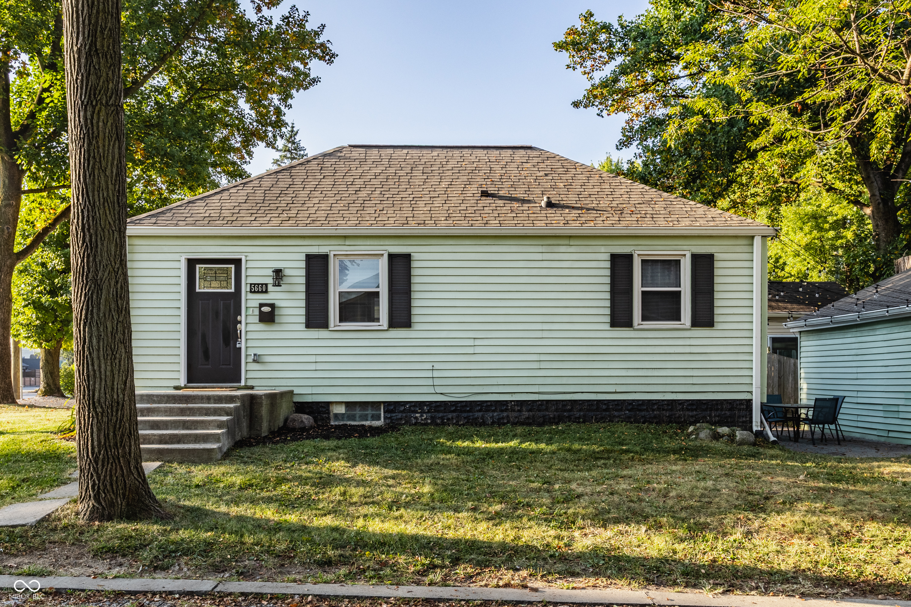 5660 N Keystone Avenue