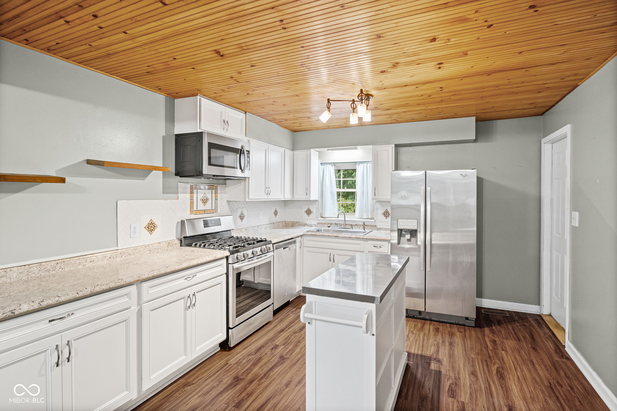 10145 Indian Lake Boulevard N