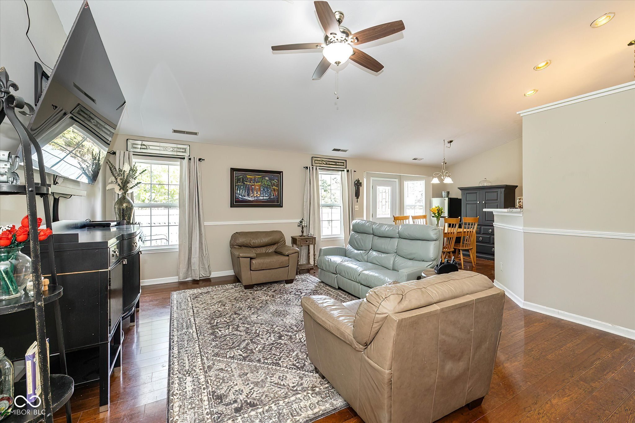 10162 Long Meadow Drive