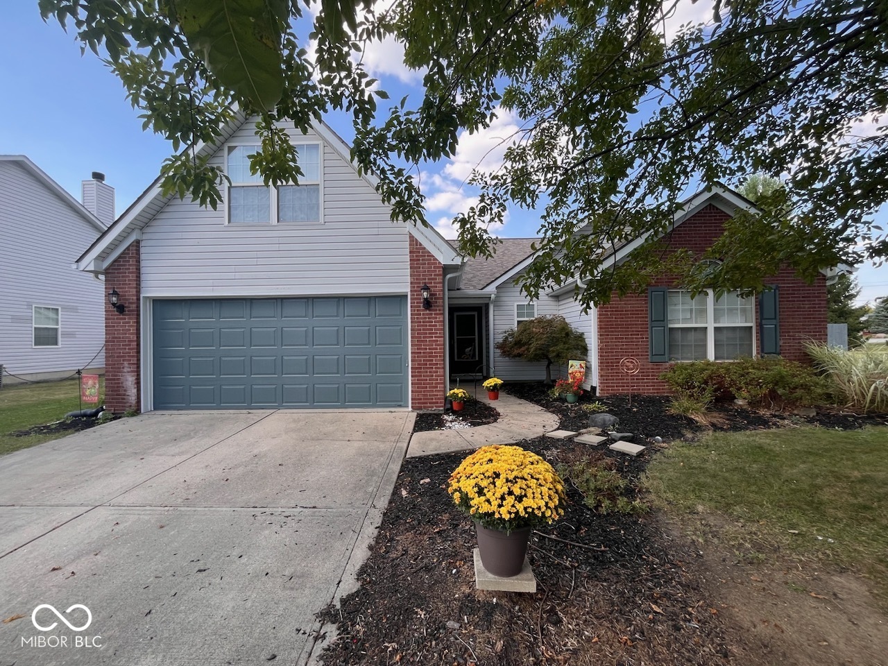 10162 Long Meadow Drive