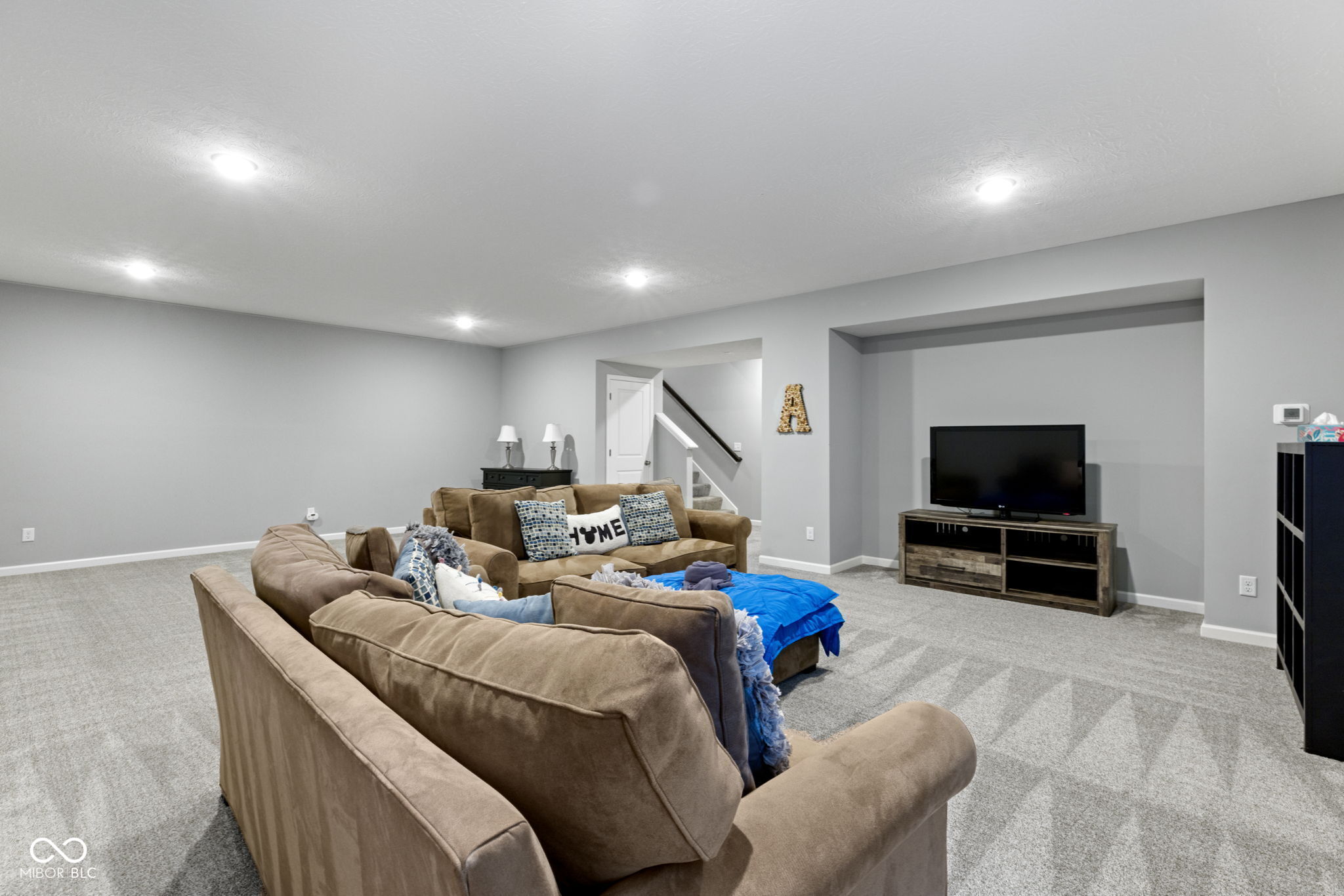 1904 Ponsonby Drive