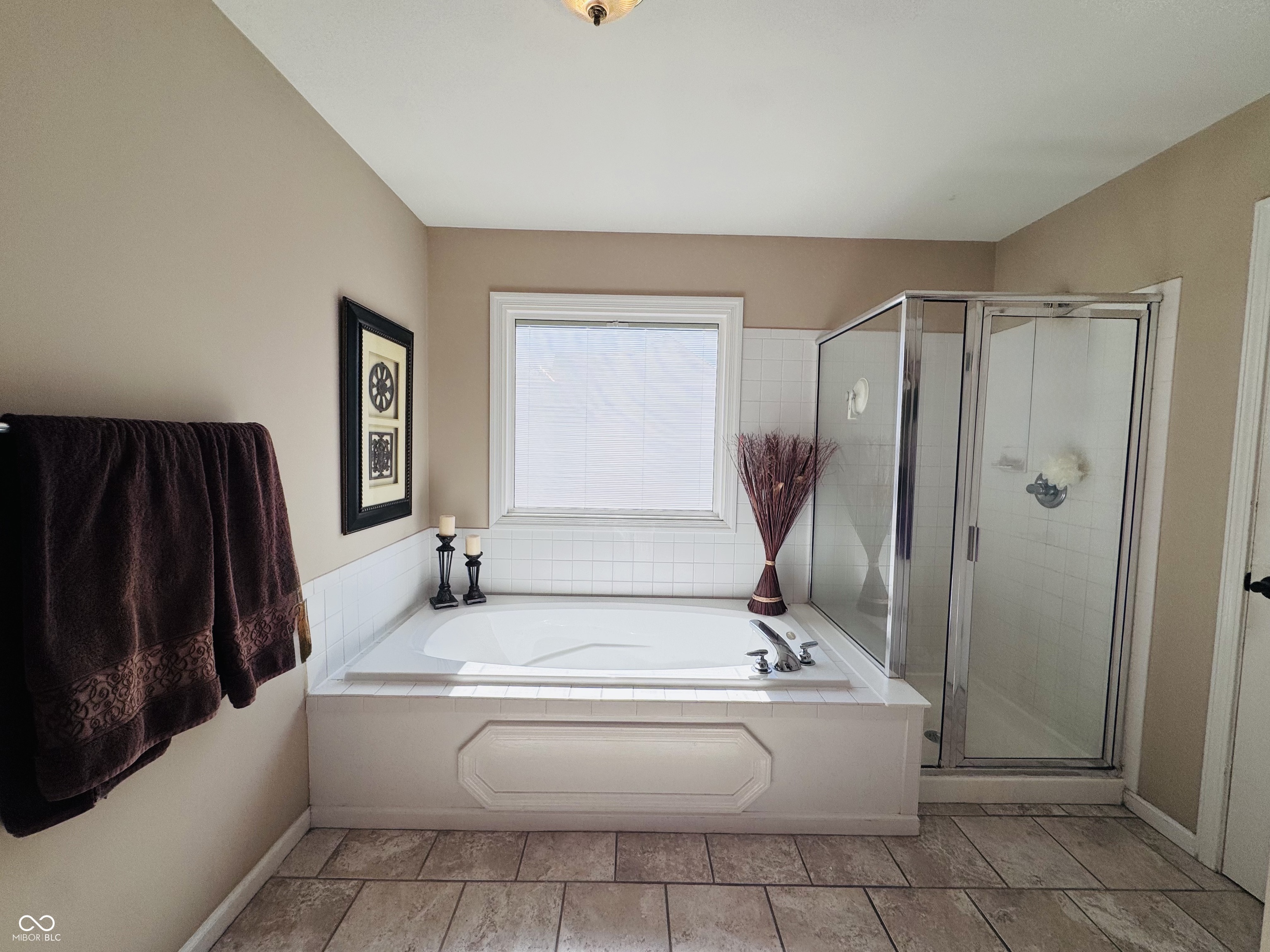 11446 Sutton Place Drive W